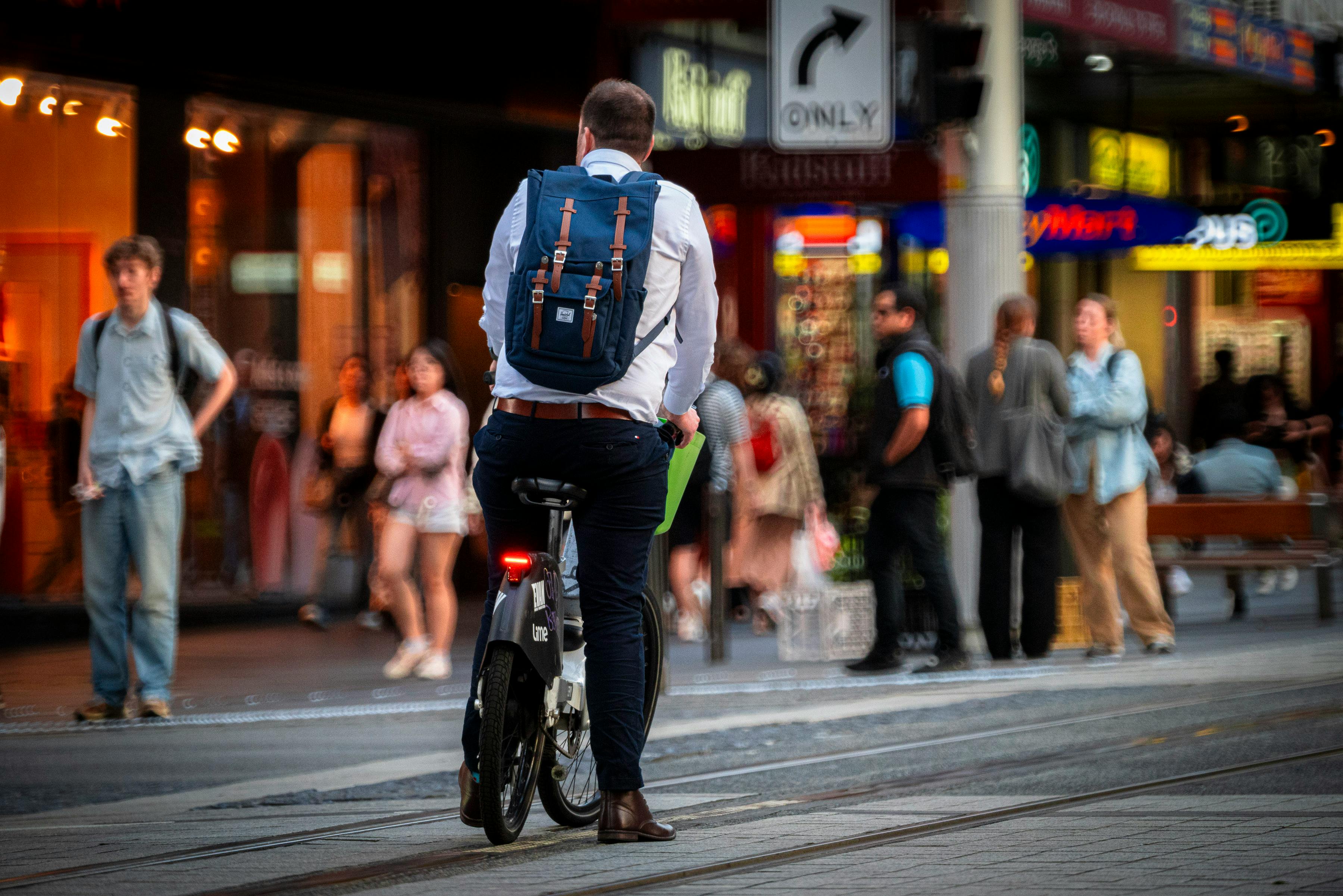electric assist bicycle city commute