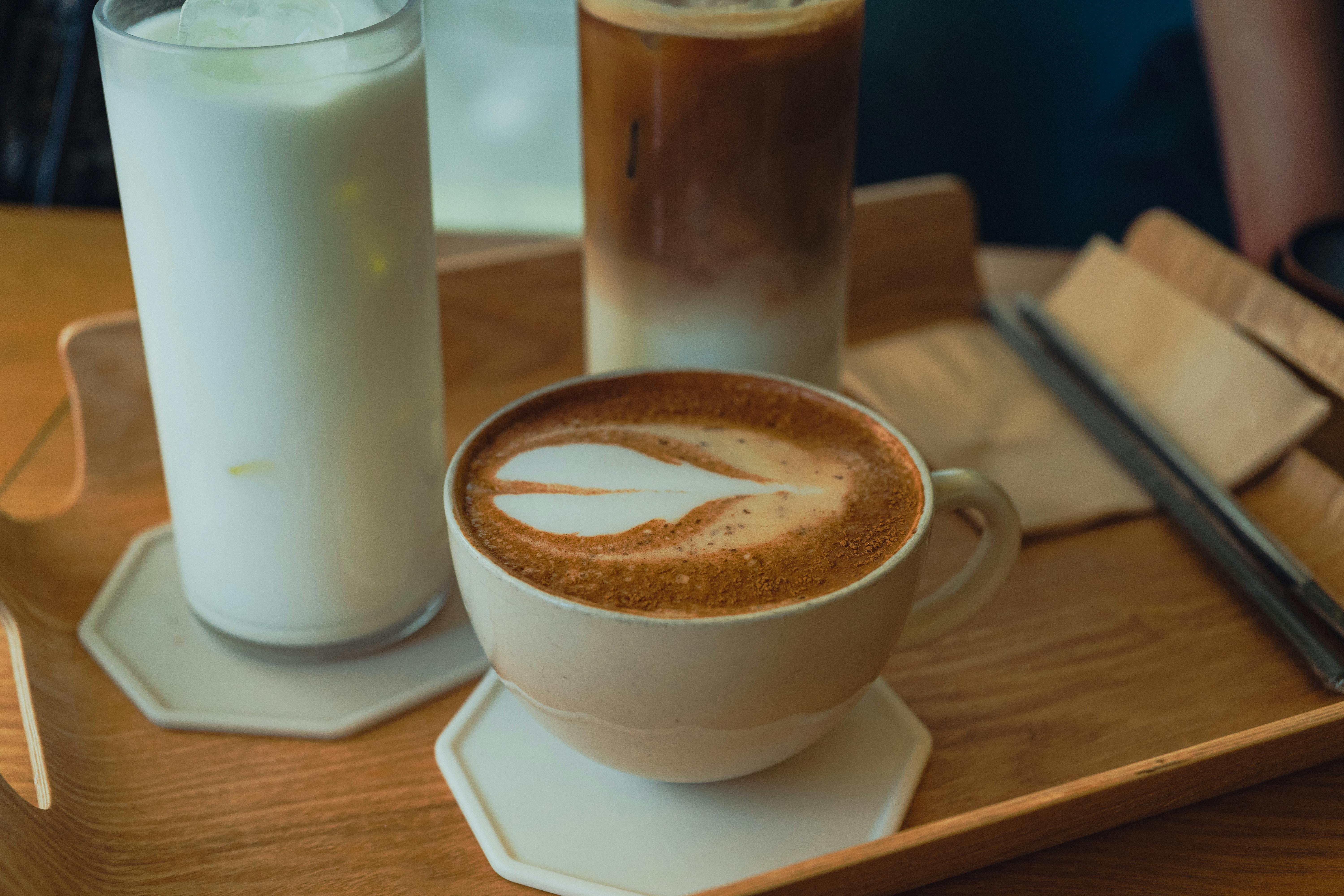 Warm milk and chamomile tea — Dicas da Vovó