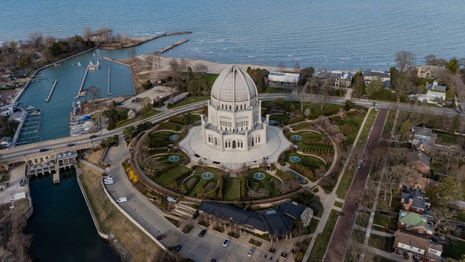 Ultimate 30 Minutes Private Downtown Detroit Helicopter Ride Review: Your Ultimate Guide to Motor City from Above Review 2026 - A stunning aerial perspective of the Bahá'í House of Worship and surrounding landscape in Wilmette, Illinois.