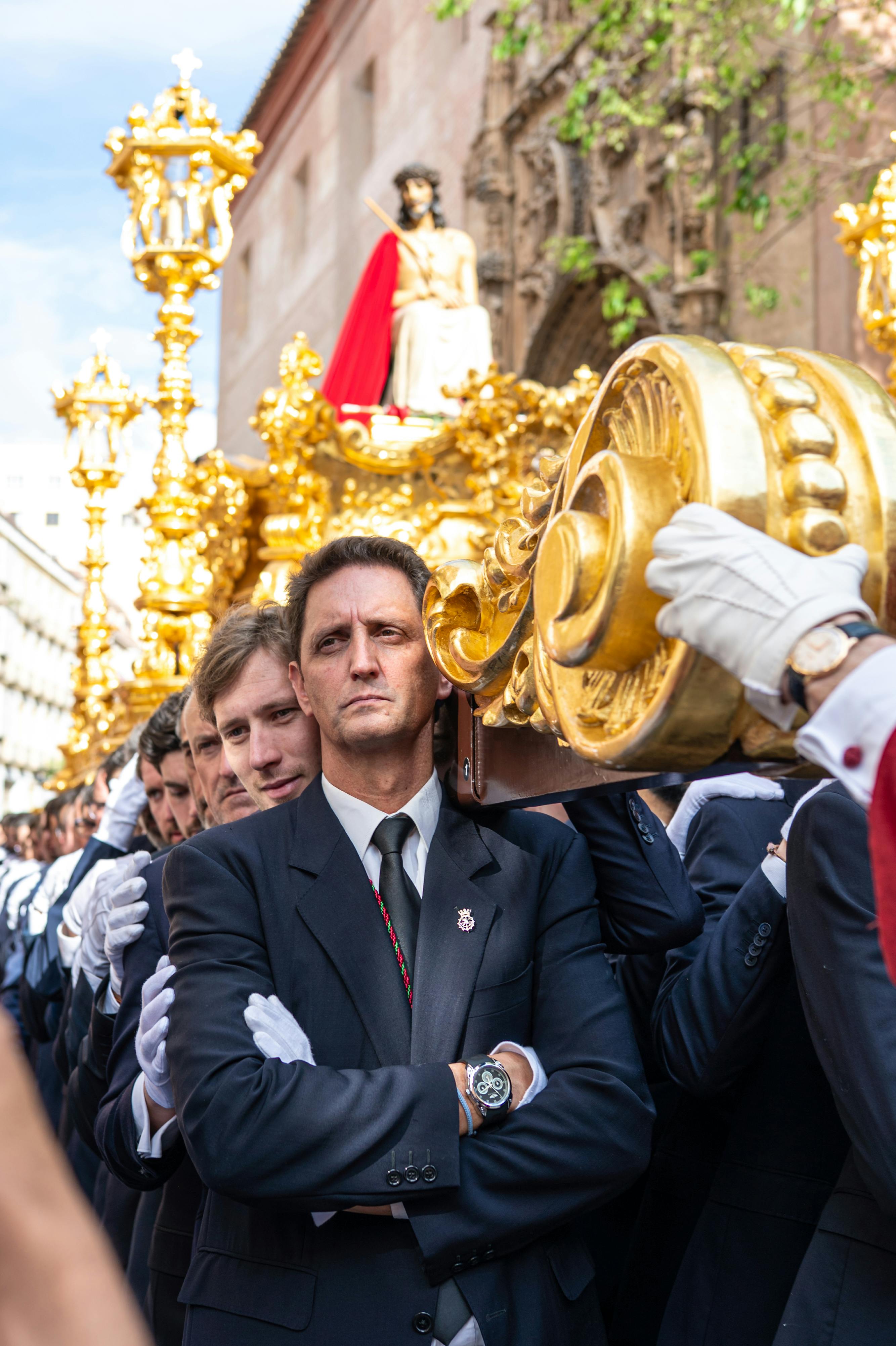 Henry Gold Party Travel