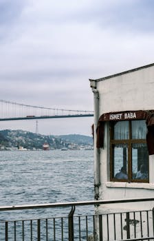 Ayo Gabung Chat Seru Bareng Ali Ghodsi dan Dario Amodei! - gabung 1