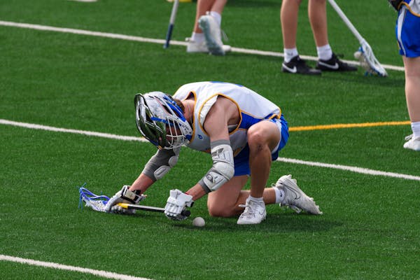 Best Lacrosse Sticks for Attackmen 2026: 8 Complete Sticks Ranked