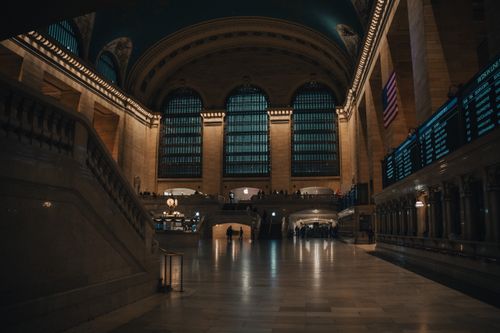 Free Elegant view of New York's Grand Central Terminal showcasing its iconic architecture and tranquil ambiance. Stock Photo
