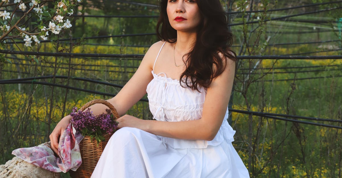 以綠意創造生活中的呼吸:探訪植物風格師 Yuty 的山居住所 ╳ 9 件居家植栽推薦