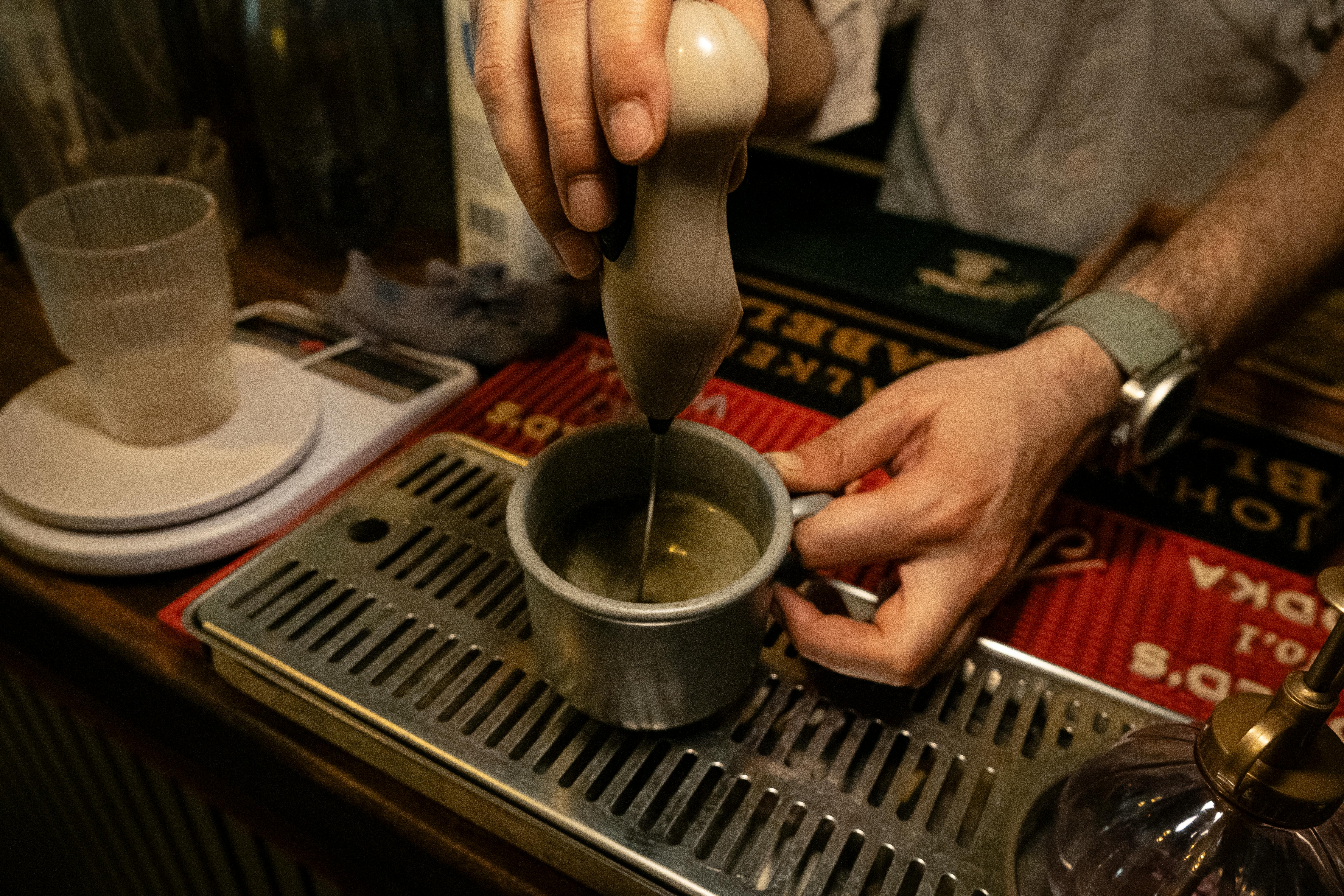 台北慢生活新體驗！異塵酒吧與TCT同心舒室的療癒時光