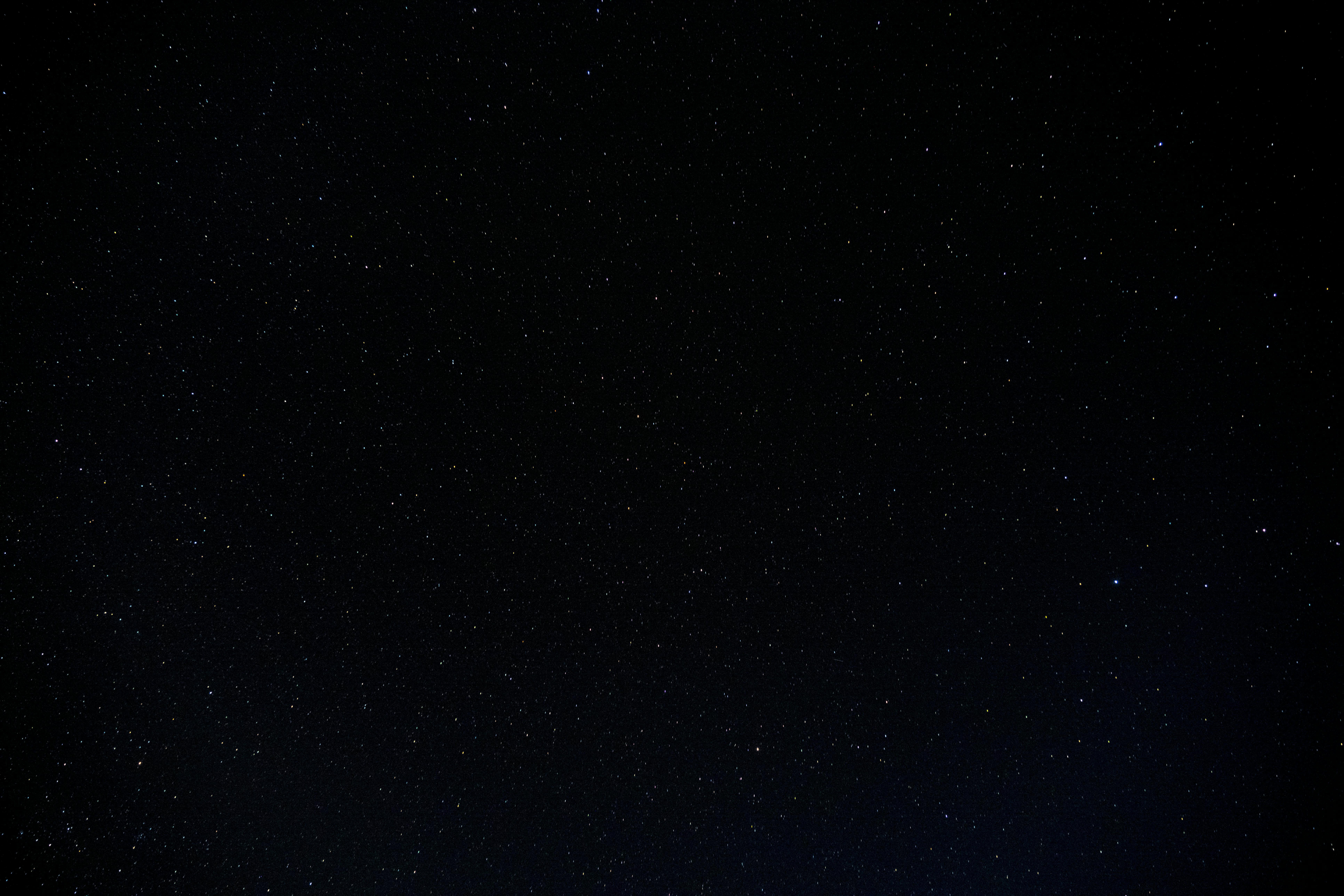 免费 浩瀚星空，展现夜空之美。非常适合天文主题。 素材图片