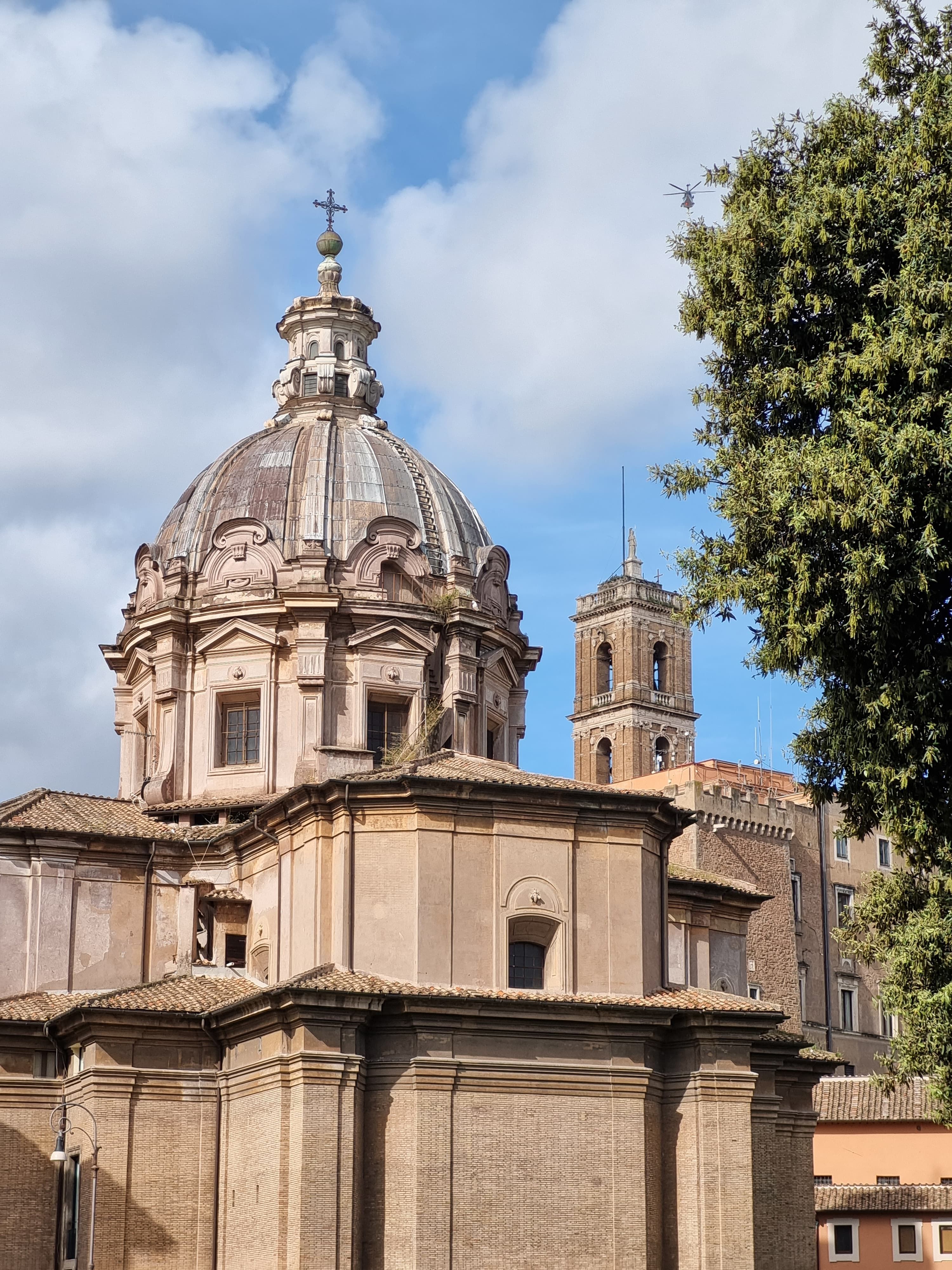Historic Church Dome and Architecture in Rome · Free Stock Photo