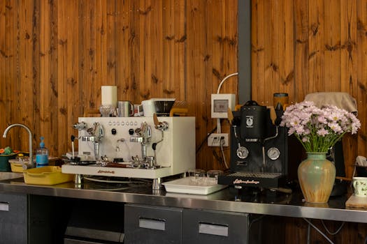 A detailed look at a modern coffee setup with espresso machines in a Yunnan café.