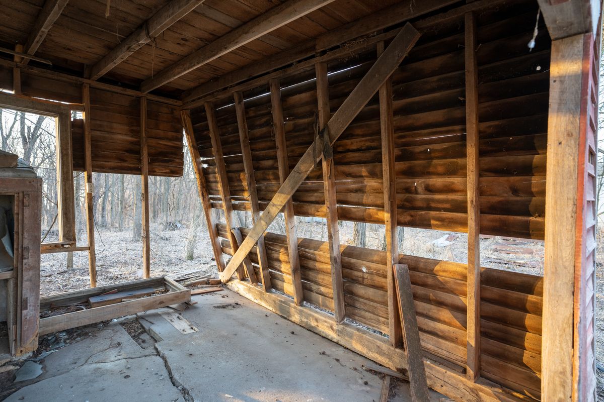 storage moves in Burham — Loaded properly: blankets, straps and a plan in Burham