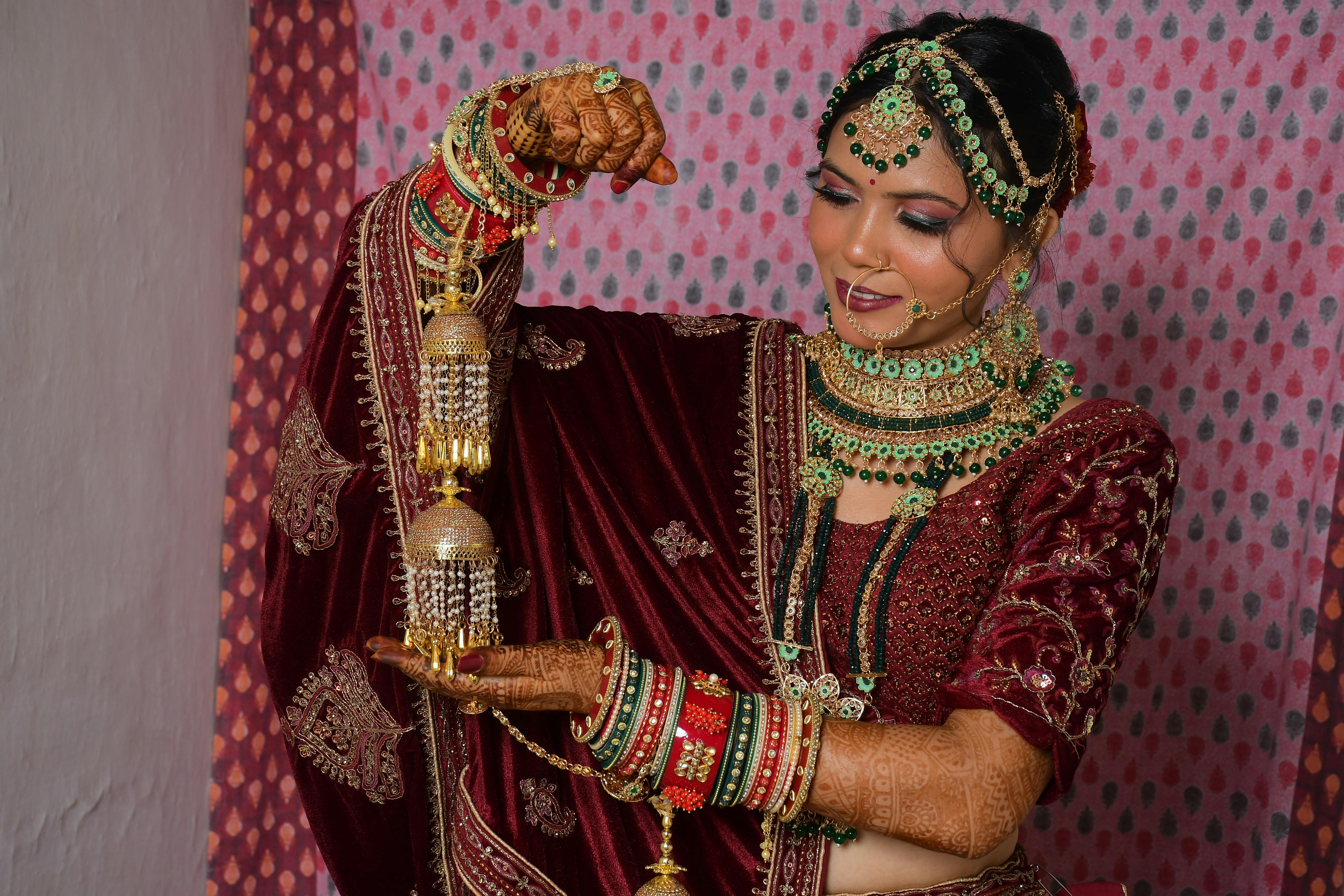 Saas Bahu Achaar Pvt. Ltd. Web Series: Release Date, OTT Platforms, Review, Trailer, Star Cast, Songs, Posters — Photo by Man