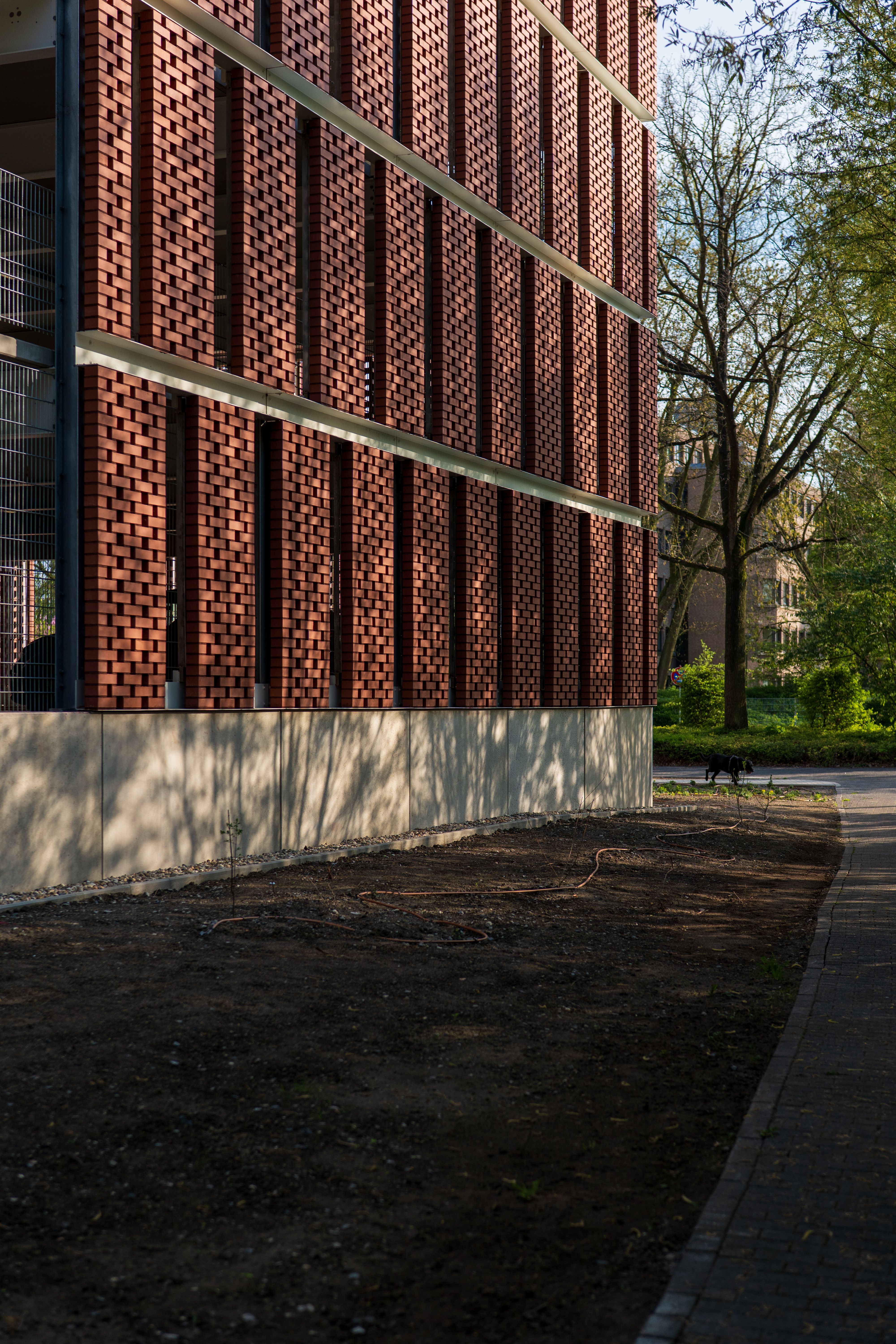 Modern Brick Building with Unique Facade Design · Free Stock Photo