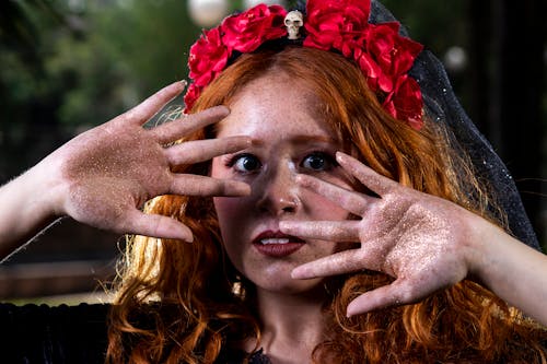 How to Keep Your Halloween Makeup Looking Fresh in Any Weather