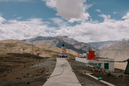 Free Scenic mountain landscape in Marango Rangarik, Himachal Pradesh, India with stunning Himalayan backdrop and vivid prayer flags. Stock Photo