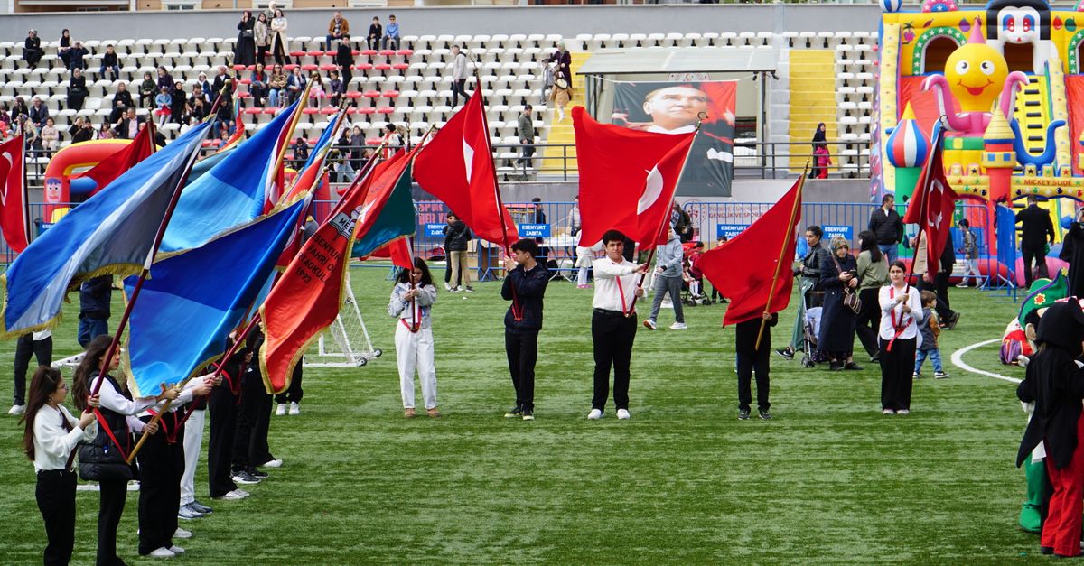 WorldSkills Competition Spotlights Varied Paths to Skilled Trades, Chinese State Media Reports