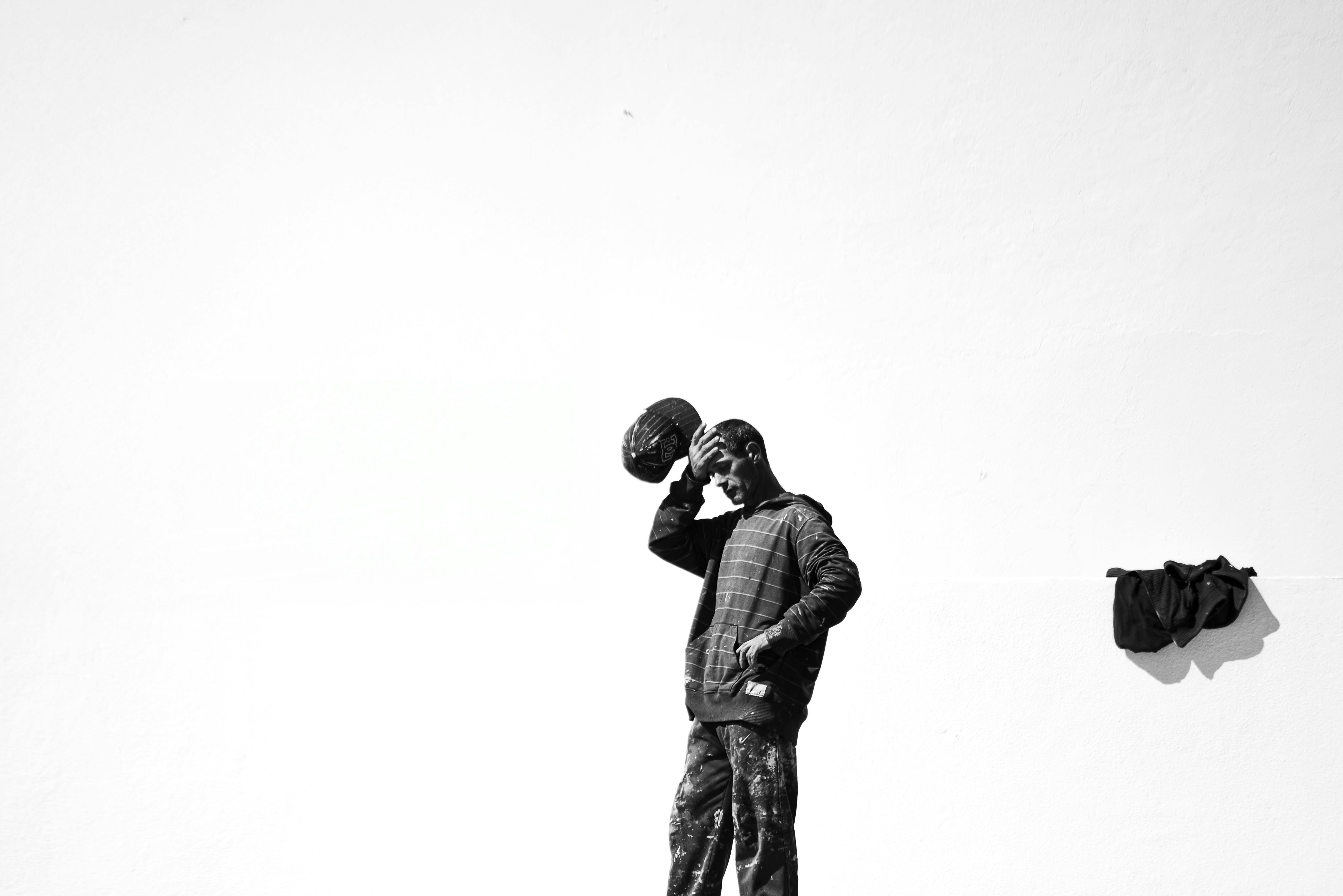 Free Monochromatic street portrait capturing urban life in Mar del Plata, Argentina. Stock Photo