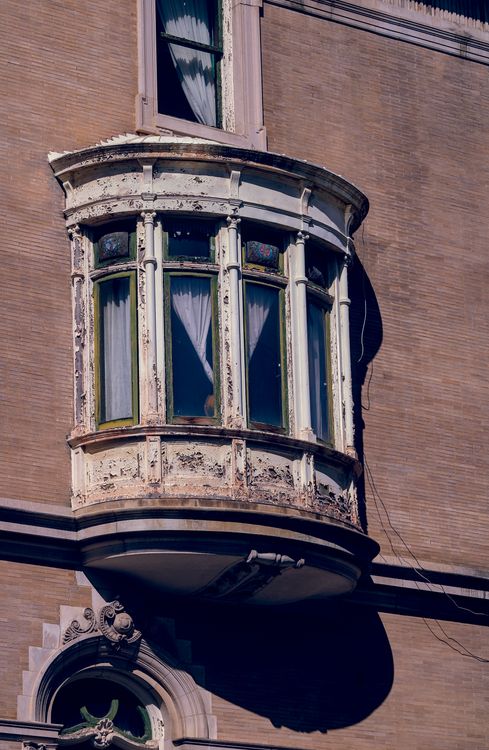 Vintage Bay Window on Historic Building · Free Stock Photo