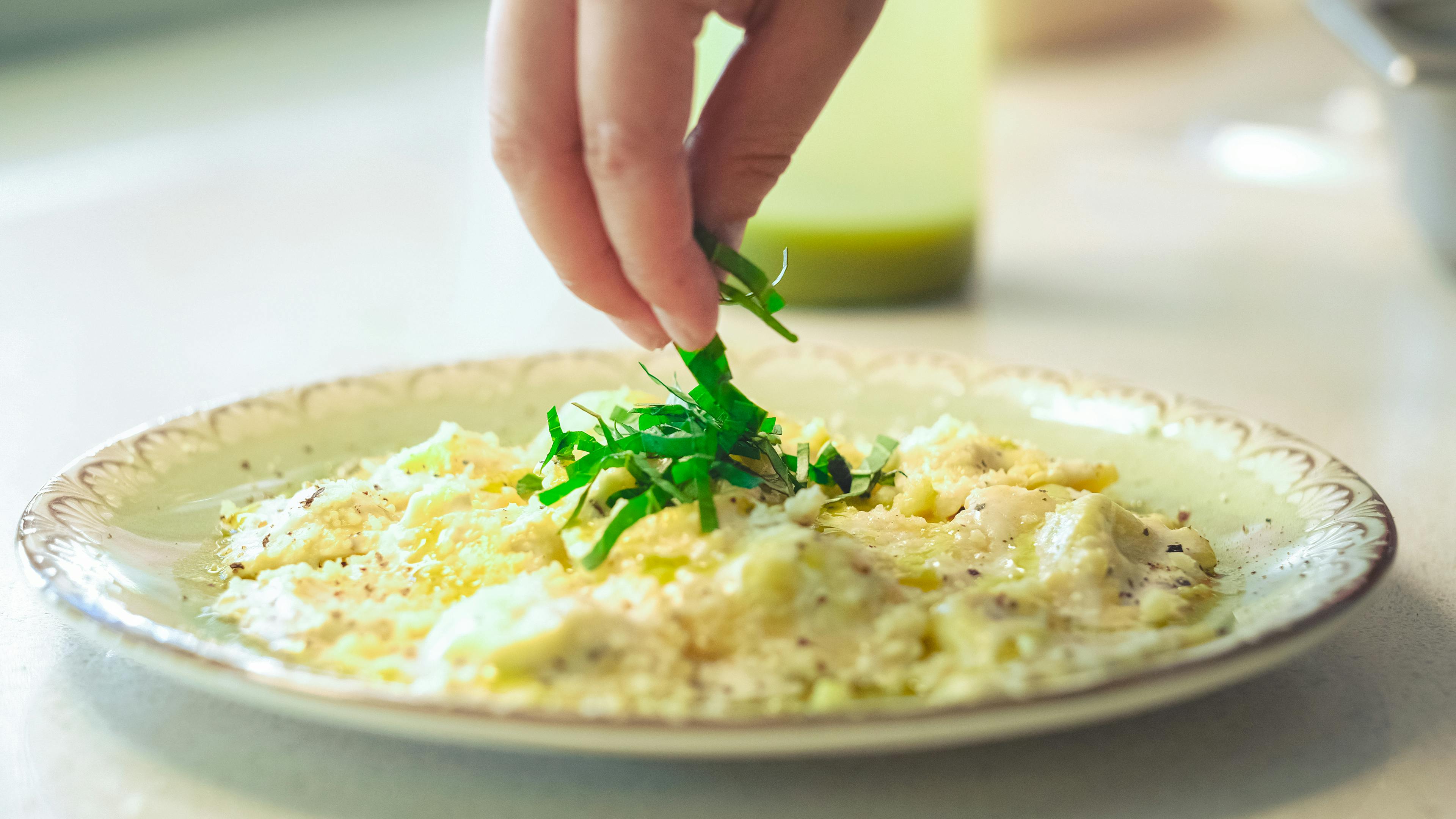 easy recipes, quick meals, healthy cooking, meal prep ideas, budget-friendly meals — Photo by Büşra Yurt on Pexels