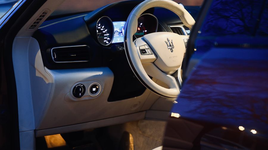 How to Choose the Right Sports Car Without Regret