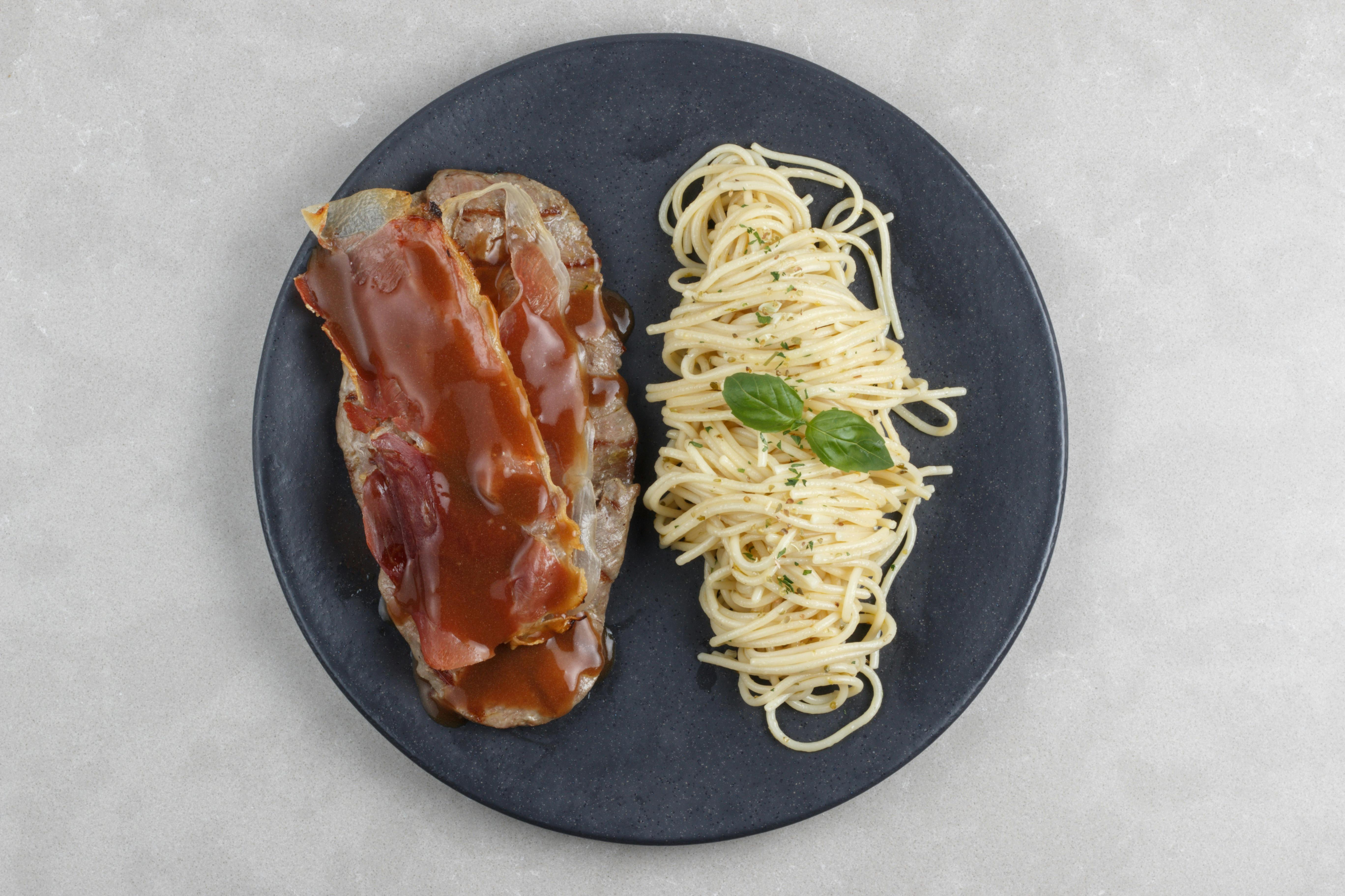 ‘Recession Meals’ Destigmatize Home Cooking on a Budget — Photo by Adriano Bragi on Pexels