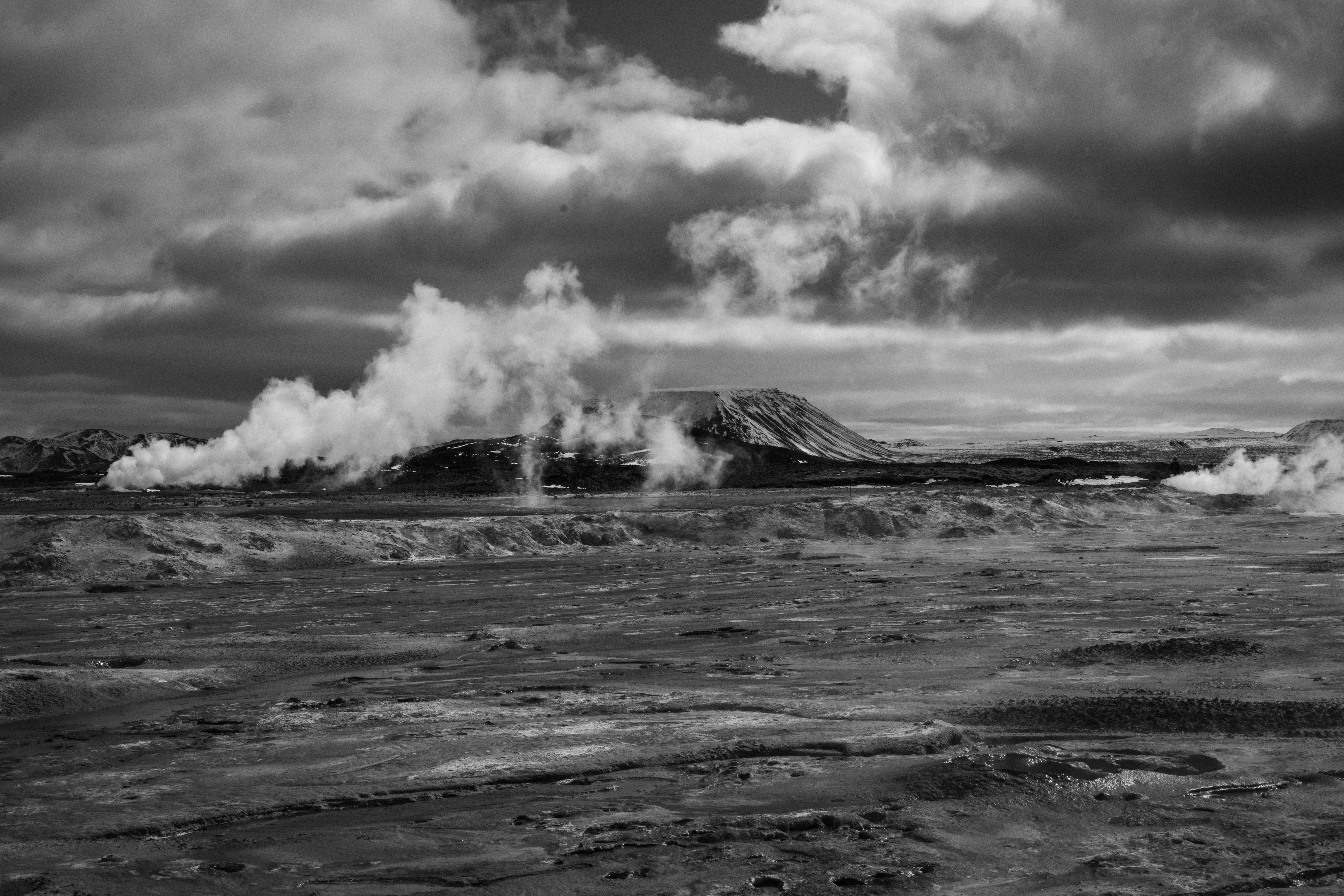 Iceland Is a Living Geology Lesson: What the Tectonic Rift Running Through the Country Actually Means for Visitors
