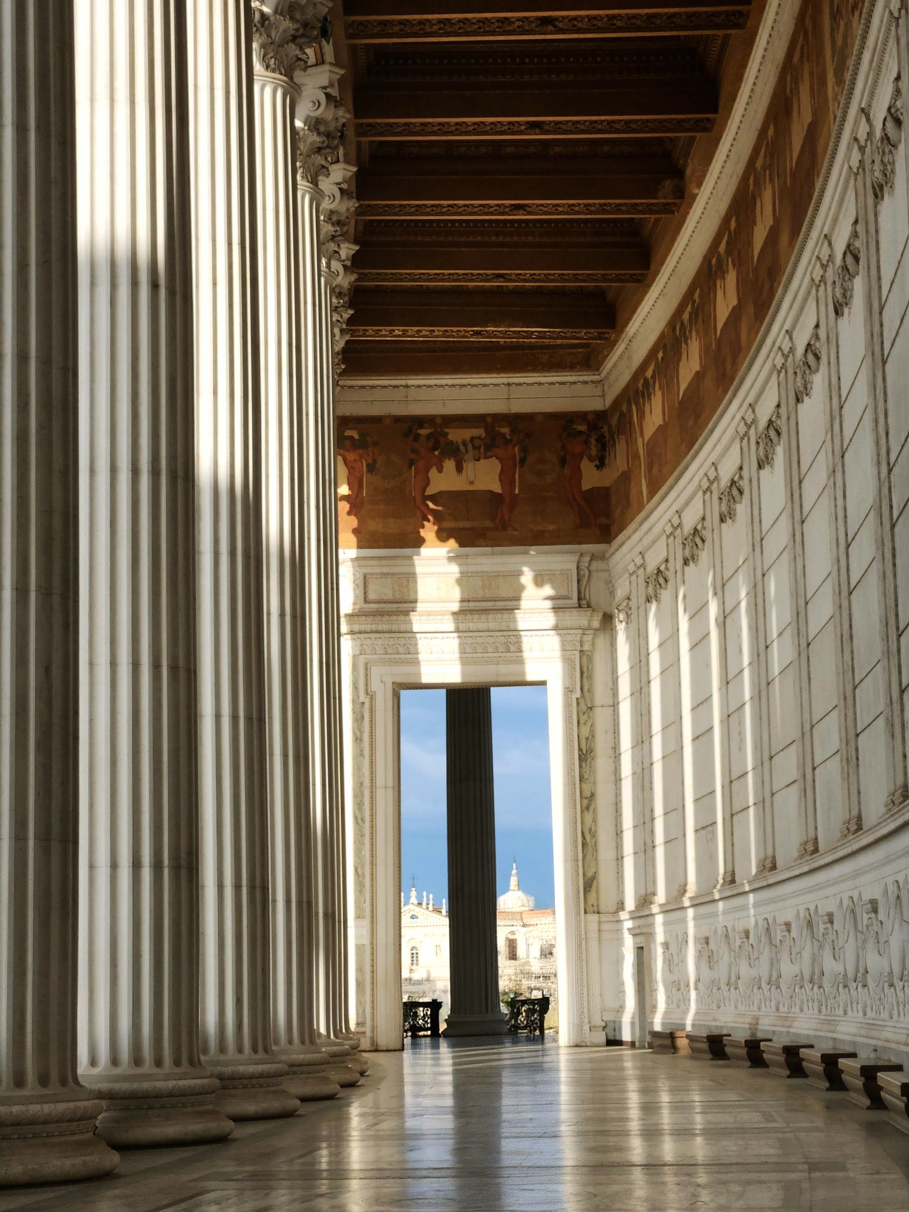 Majestic Roman Architecture in Lazio, Italy · Free Stock Photo