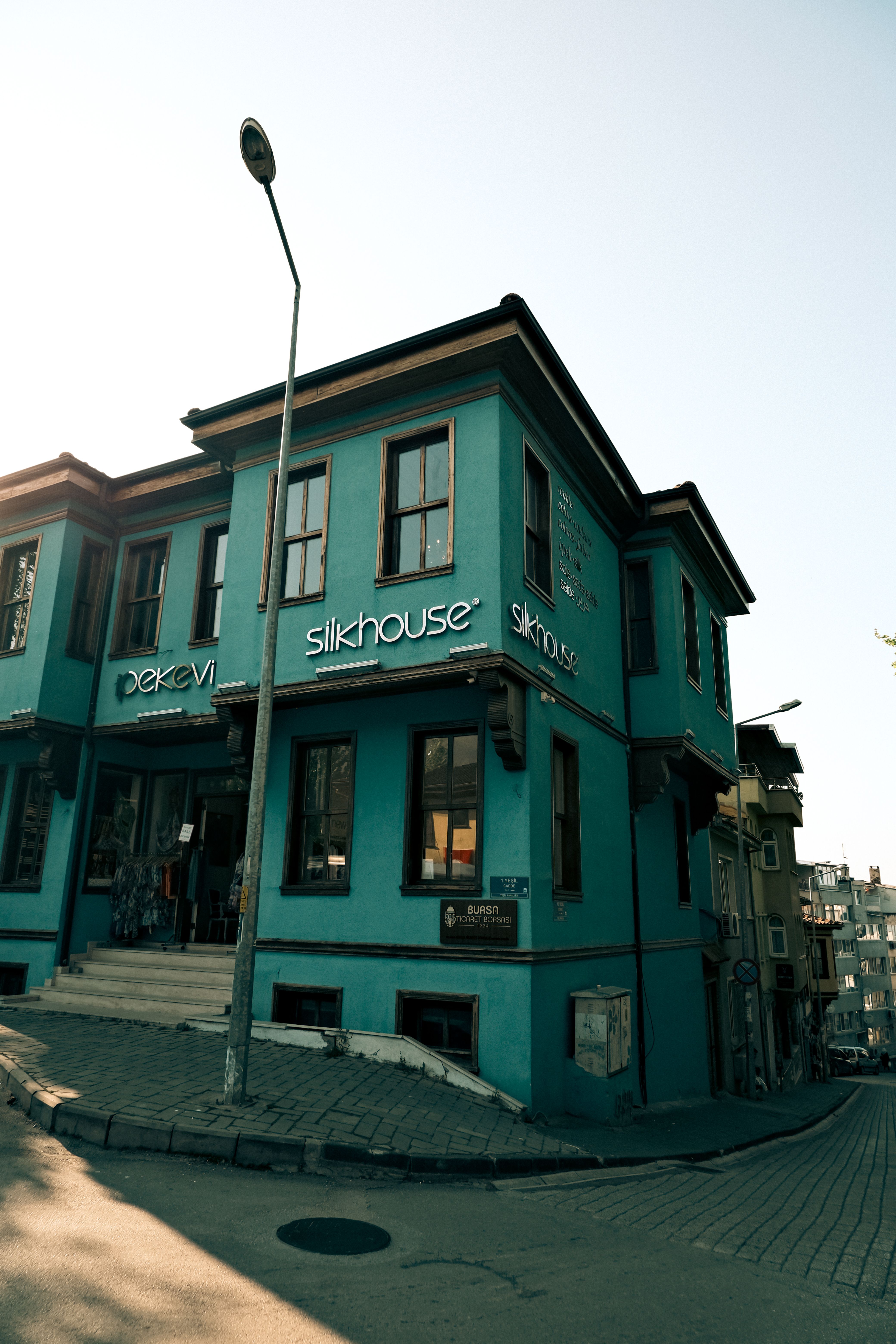 Charming Historic Silk House Corner · Free Stock Photo