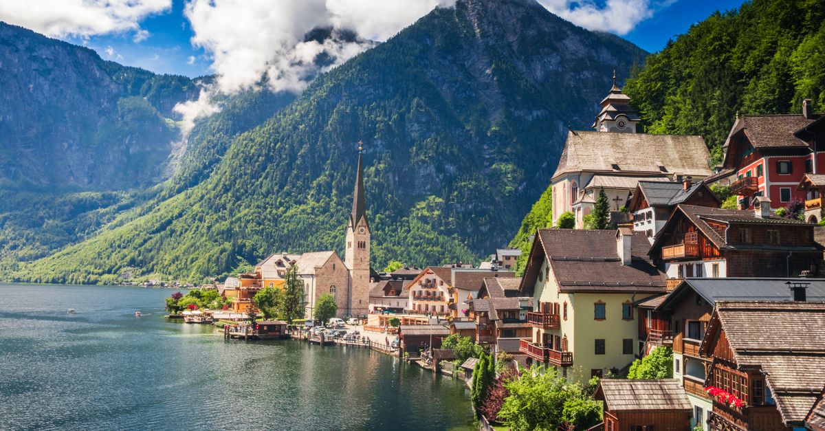 Top 10 Exciting Destinations to Explore Right Now