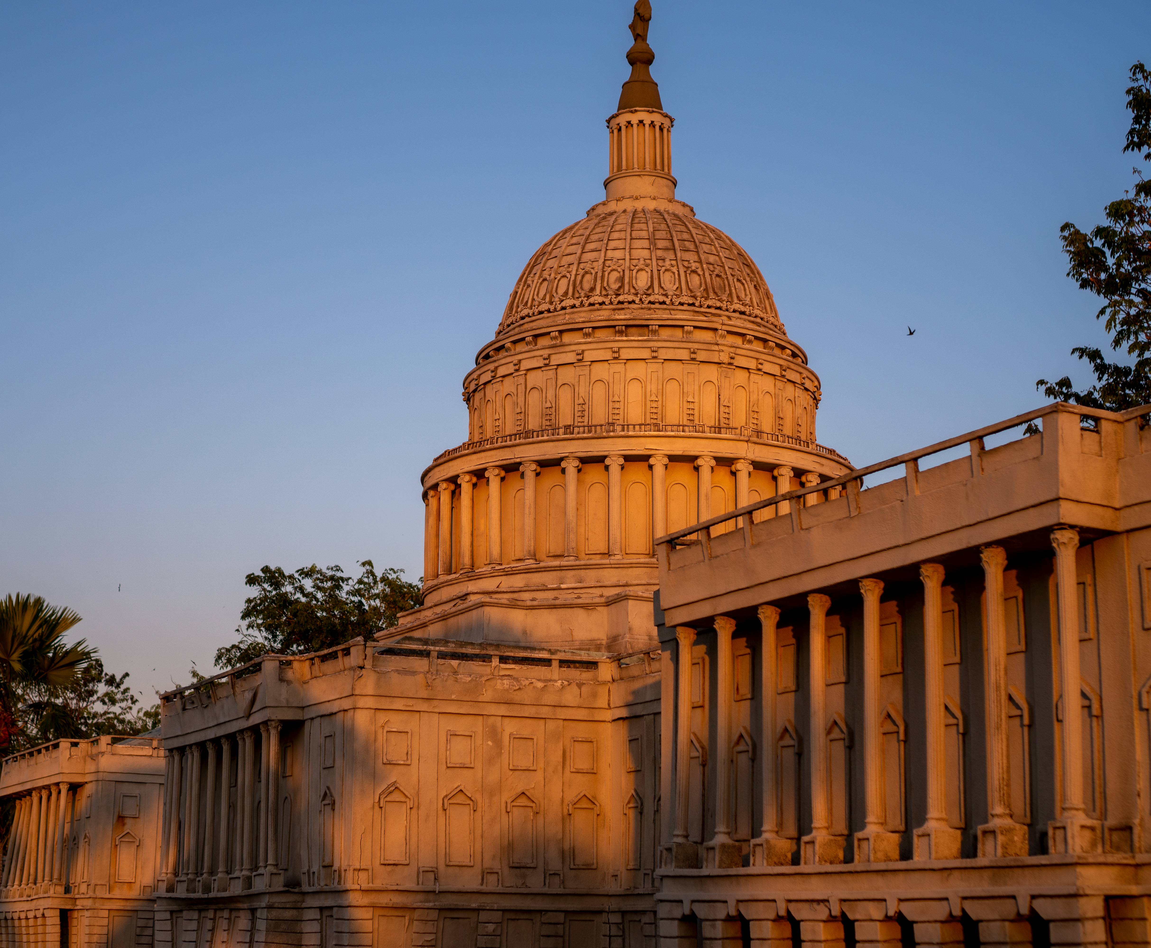 Elegant Capitol Building at Twilight · Free Stock Photo