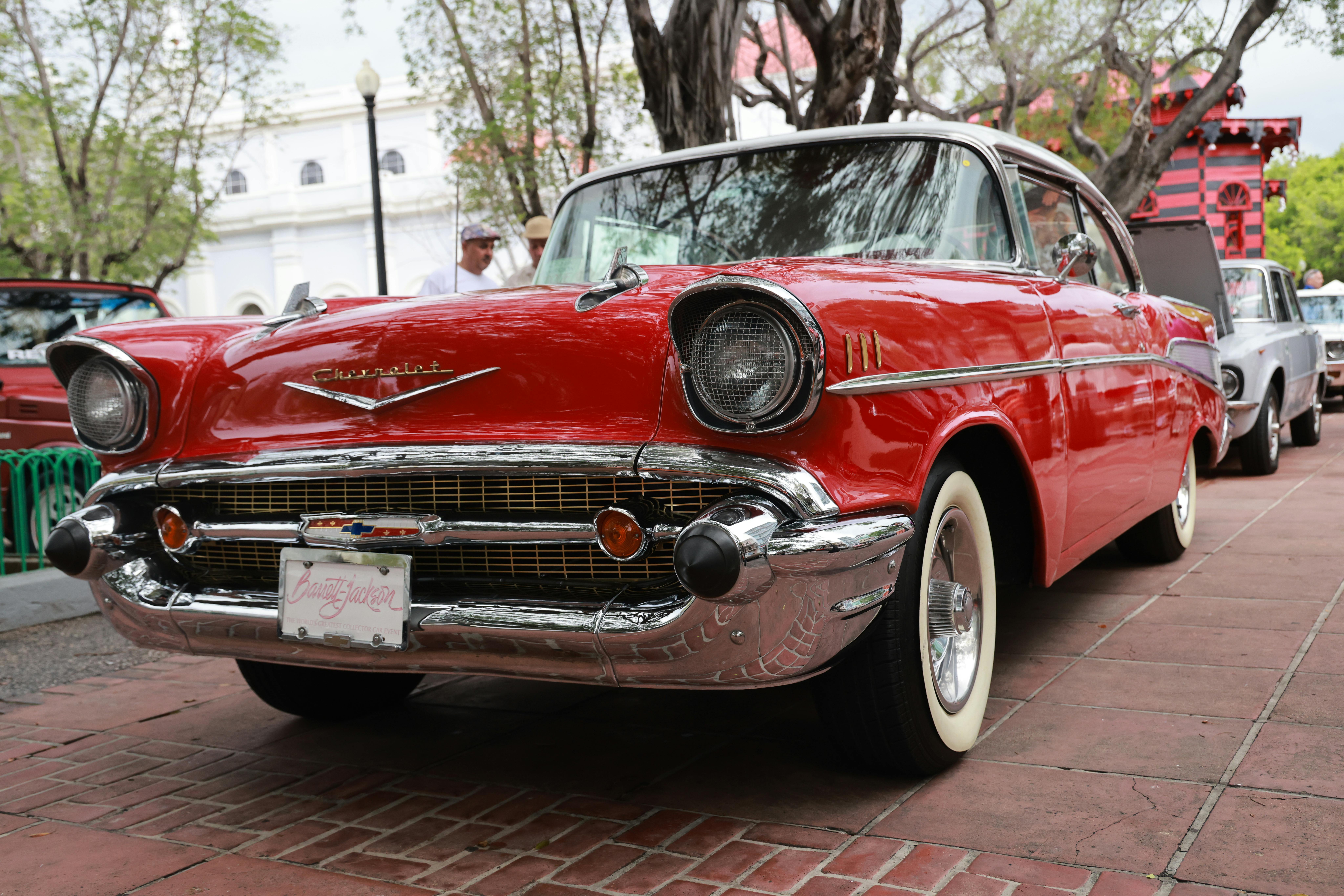 General Motors employees honored with Automotive News awards — Photo by Heriberto Jahir Medina on Pexels