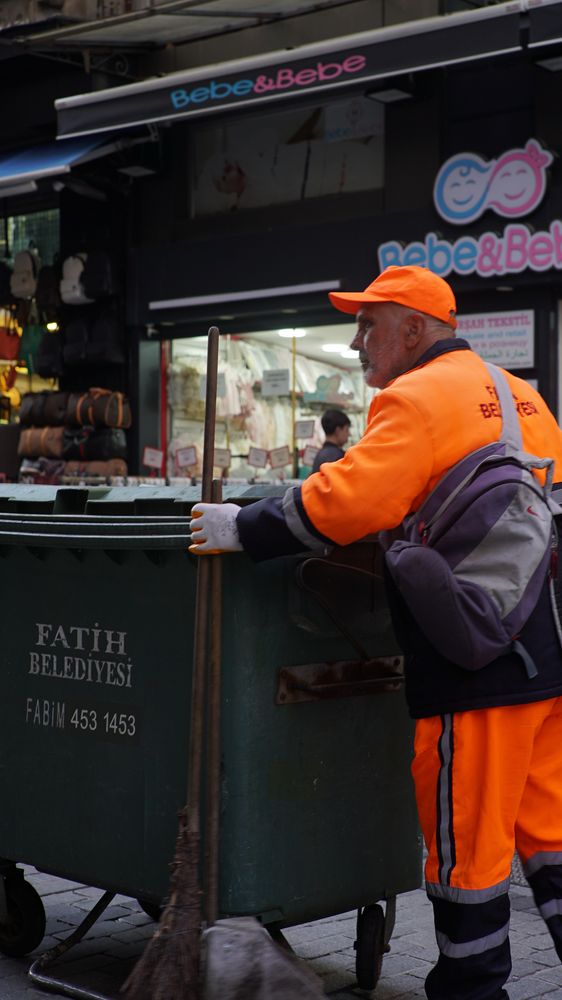 Garbage Collector Photos, Download The BEST Free Garbage Collector ...