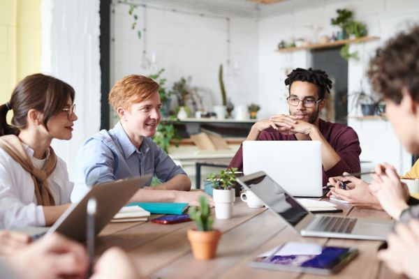 Specialist HR and IR support for large businesses
