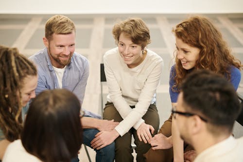 Gratis arkivbilde med ansiktsuttrykk, brainstorming, bruke