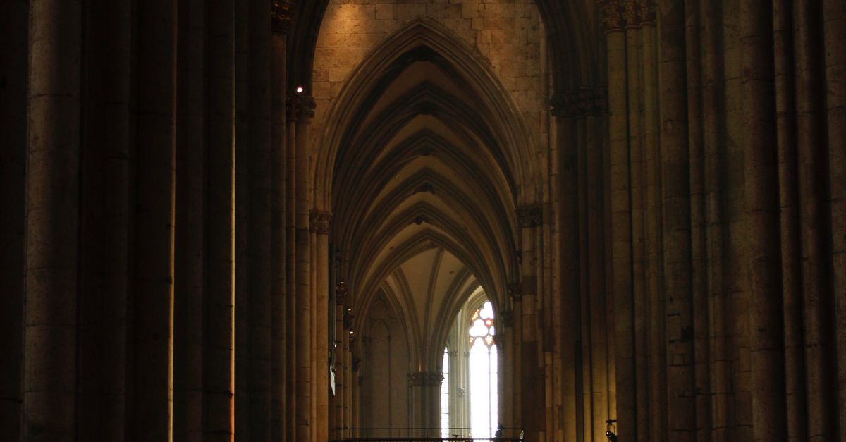 Gothic Arches of a Historic Cathedral · Free Stock Photo