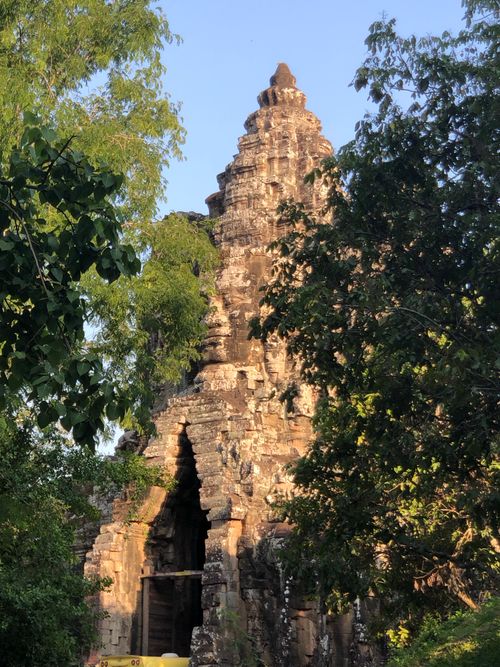 Free Historic stone temple amidst lush greenery, radiating tranquility. Stock Photo