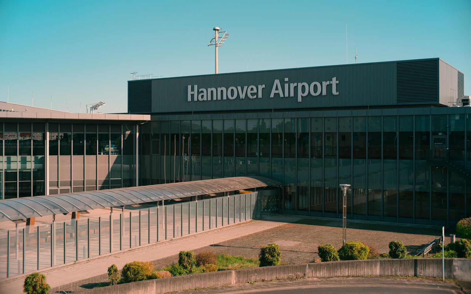 Airport transfers from Middlesbrough — Platinum Chauffeurs