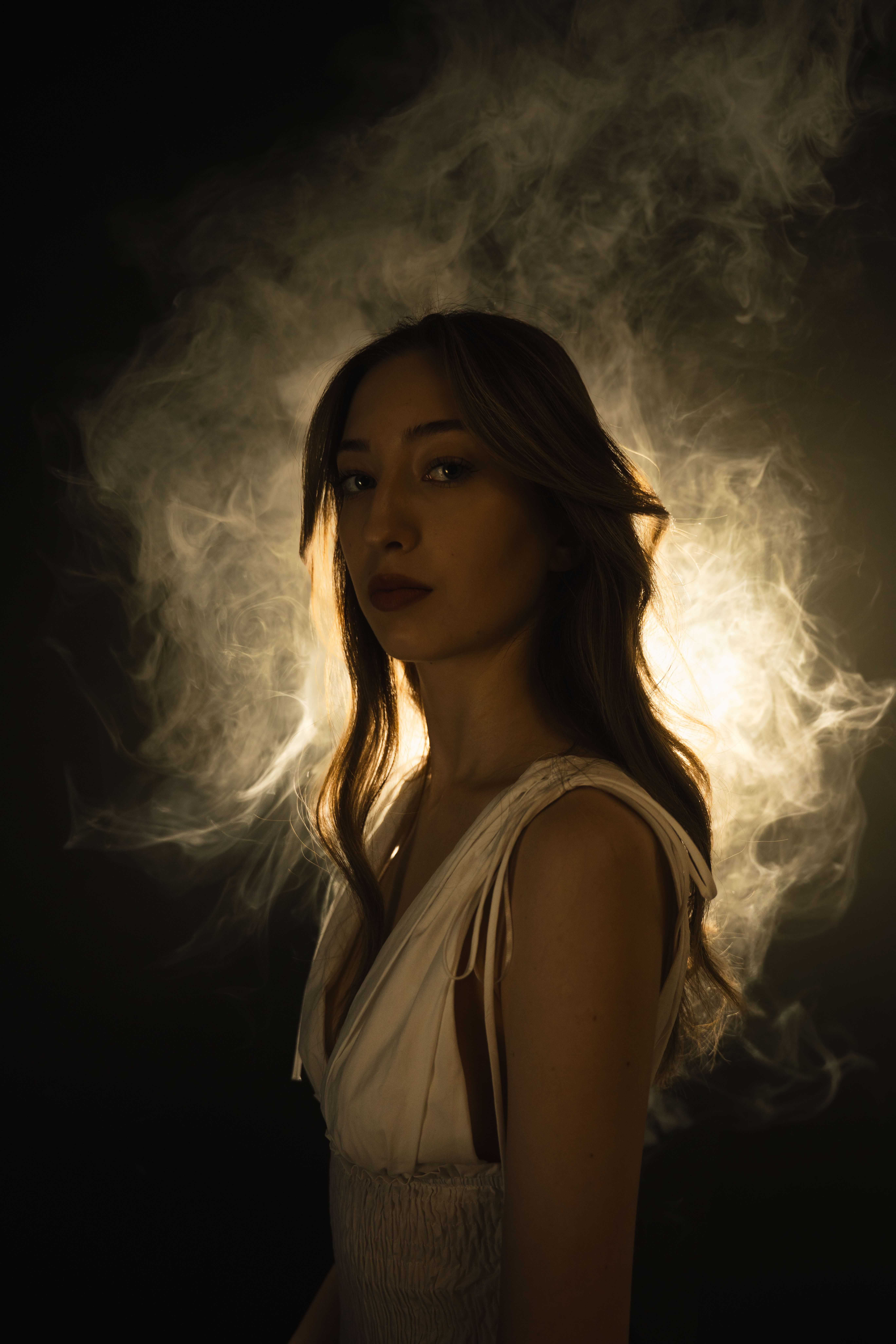 Dramatic Portrait of Woman in Ethereal Light · Free Stock Photo