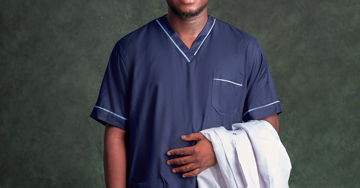 南投縣114年國際護師節慶祝大會 許淑華親頒資深優良護理人員獎項