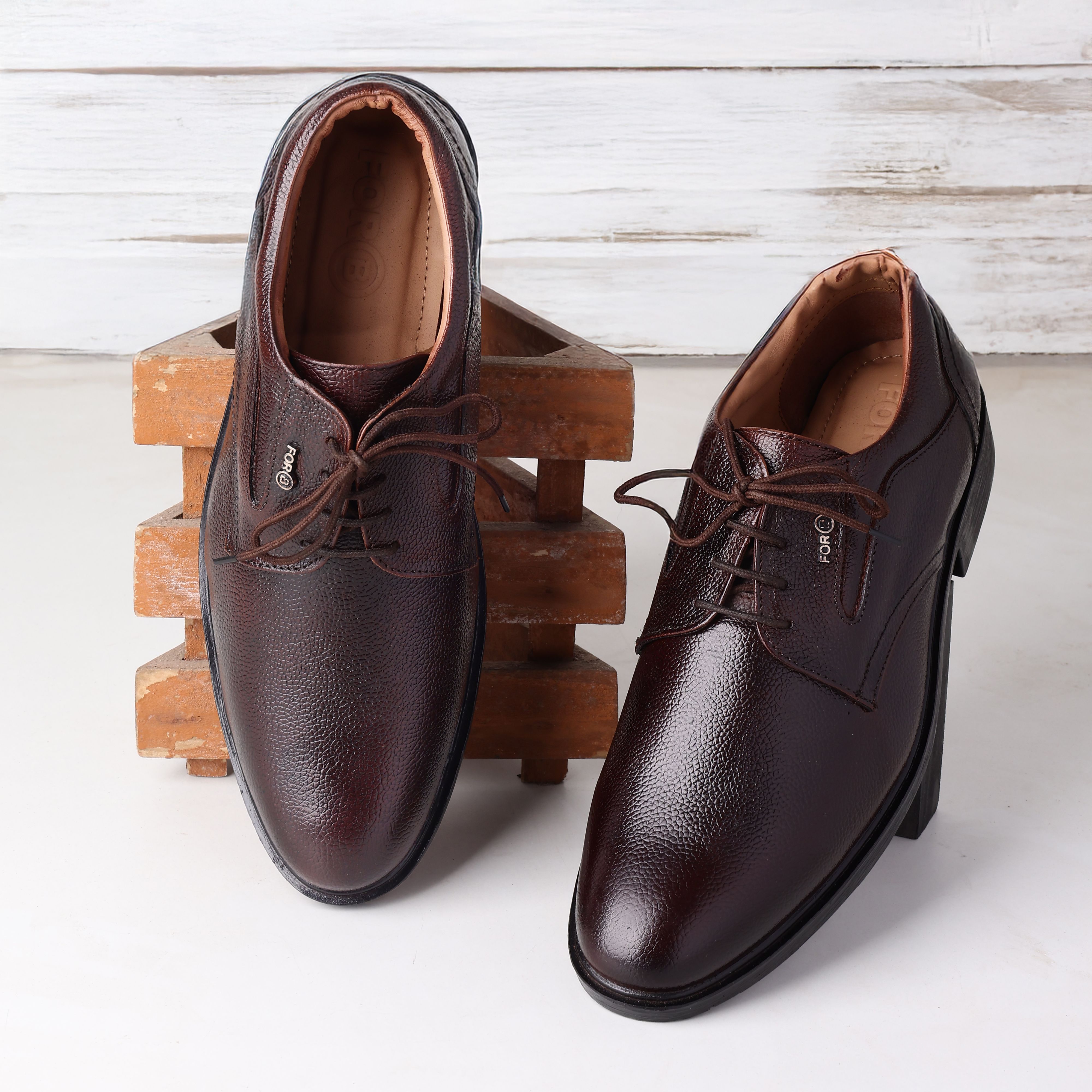 Chaussures aspect cuir