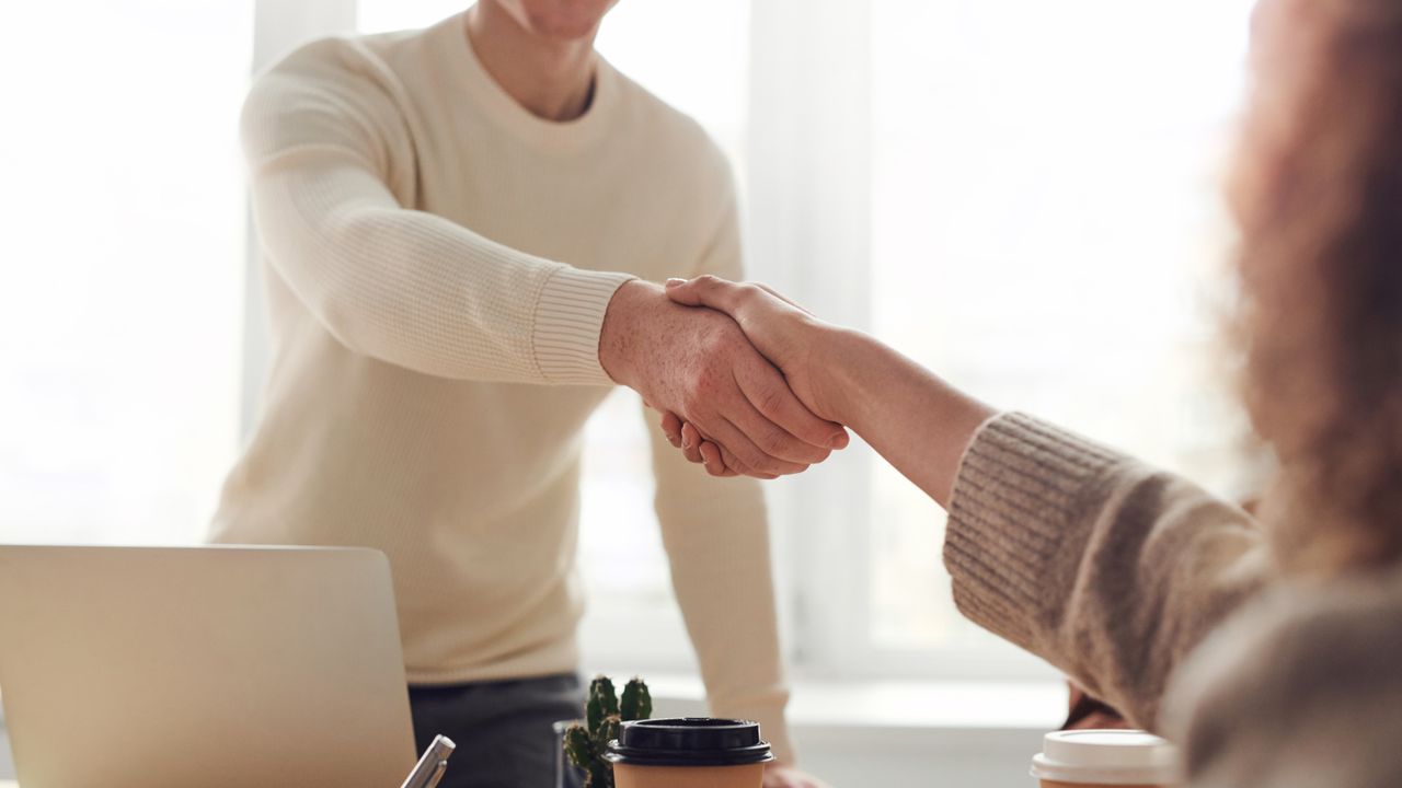 Gaji Marketing & Growth Remote 2026: Dari Content Writer sampai VP Marketing