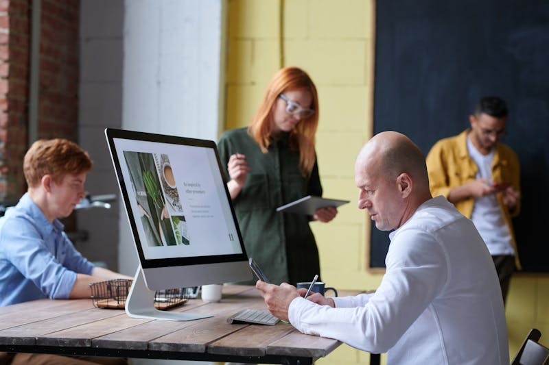 Why Choose Us Illustration