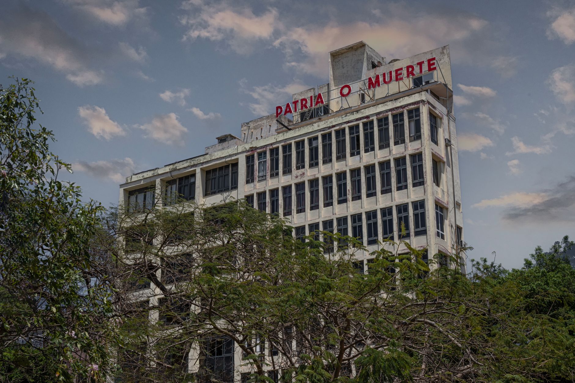 Cuba em Escuridão: Novo Apagão Geral Atinge Ilha