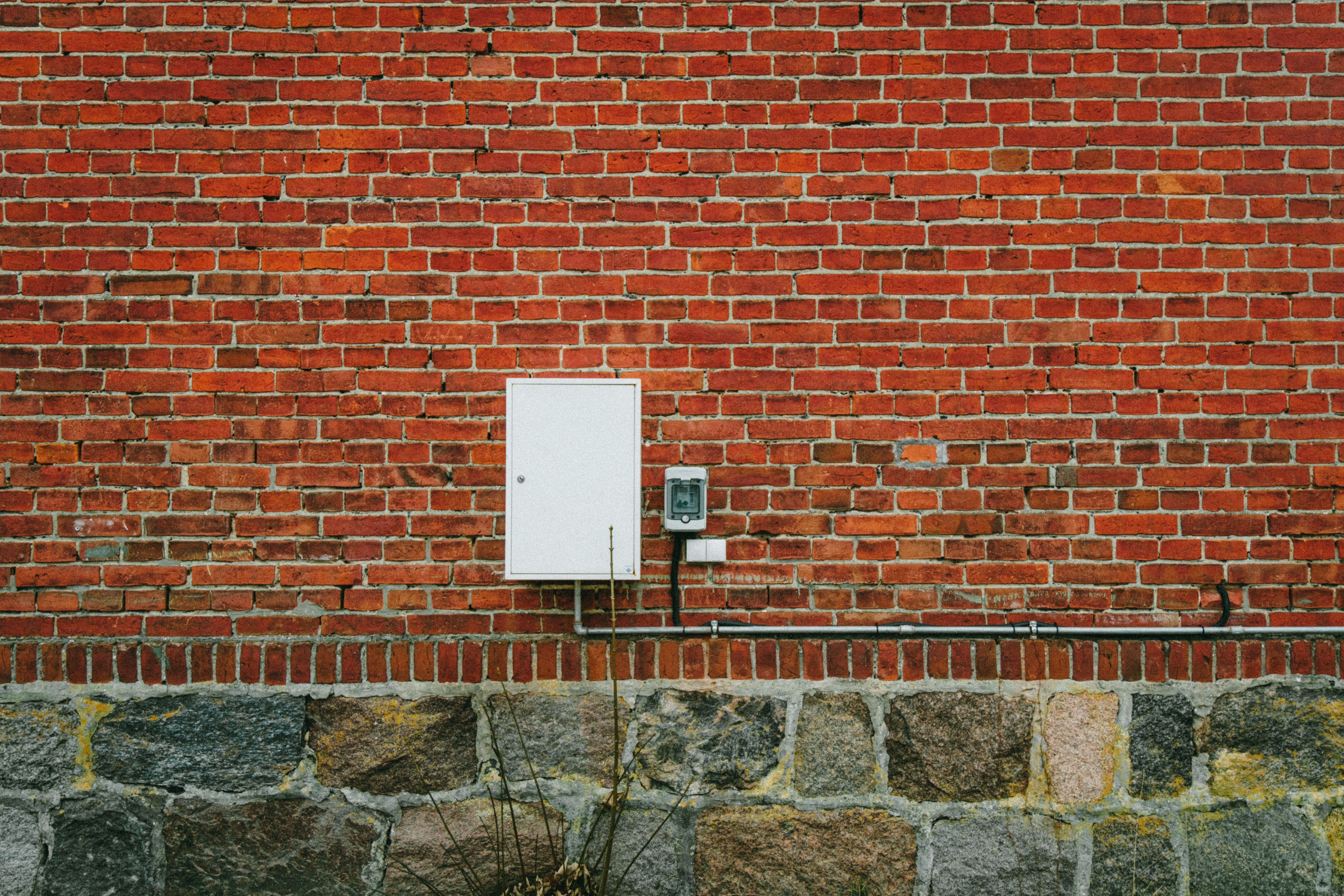 How Push Piers Stabilize Foundations: A Technical Overview — image by Daniel Żabiński