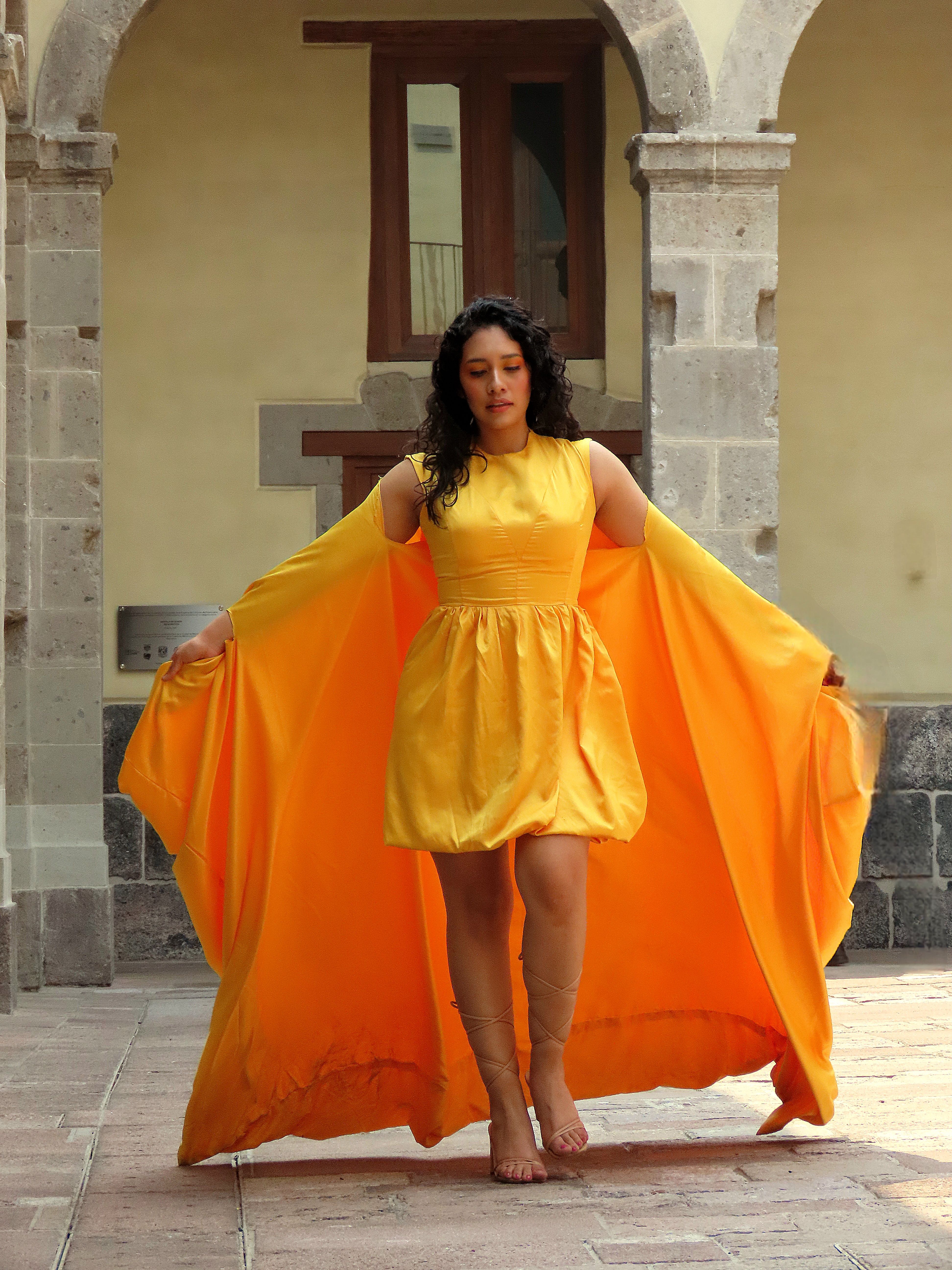 Robe jaune