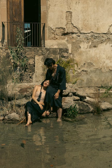 How To Nurture Emotional Safety In Your Relationship? 15 Couple-Showing-Empathy-And-Support