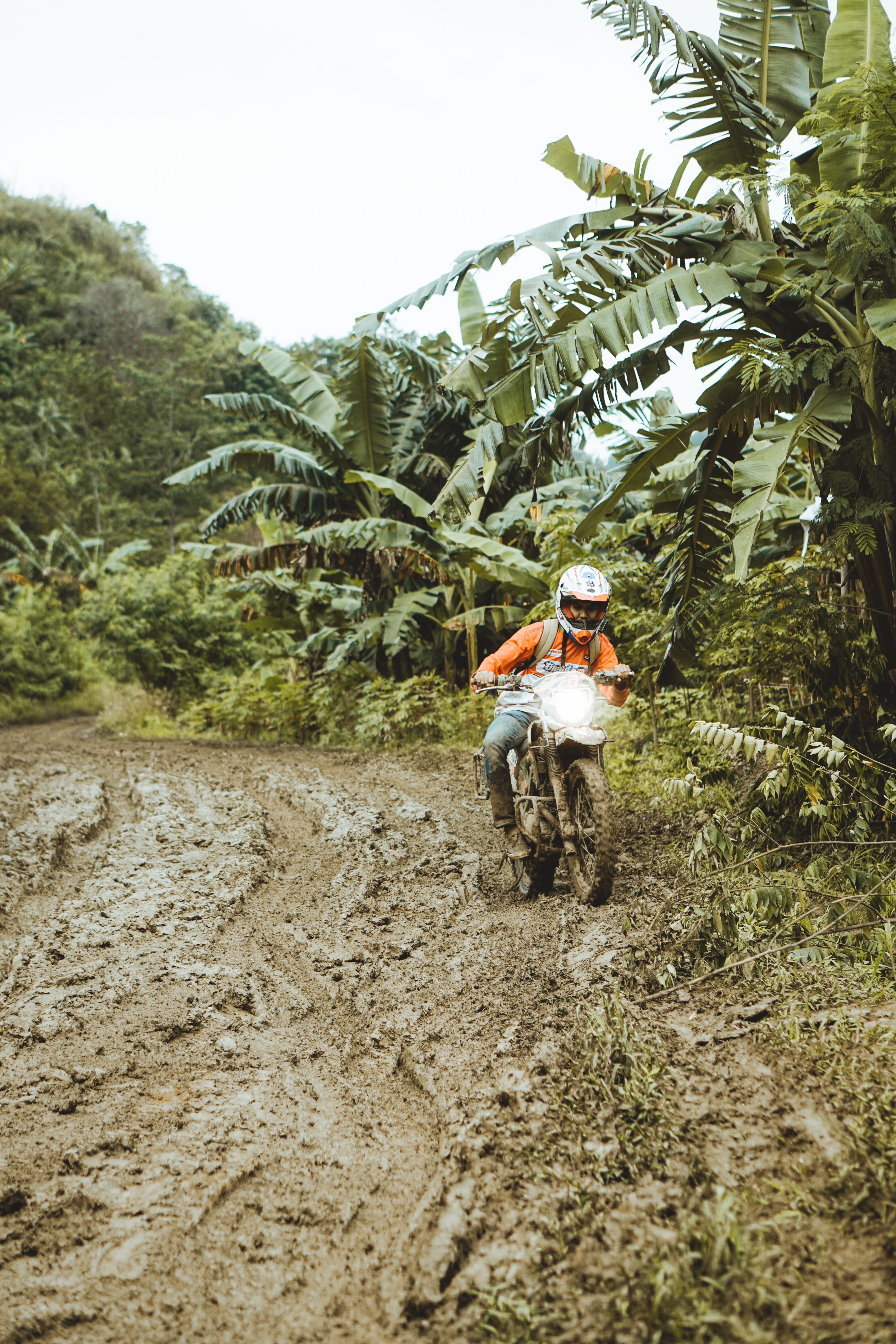 Moto électrique de cross et d’enduro 2026 : pour quel profil de motard c’est VRAIMENT intéressant ? 