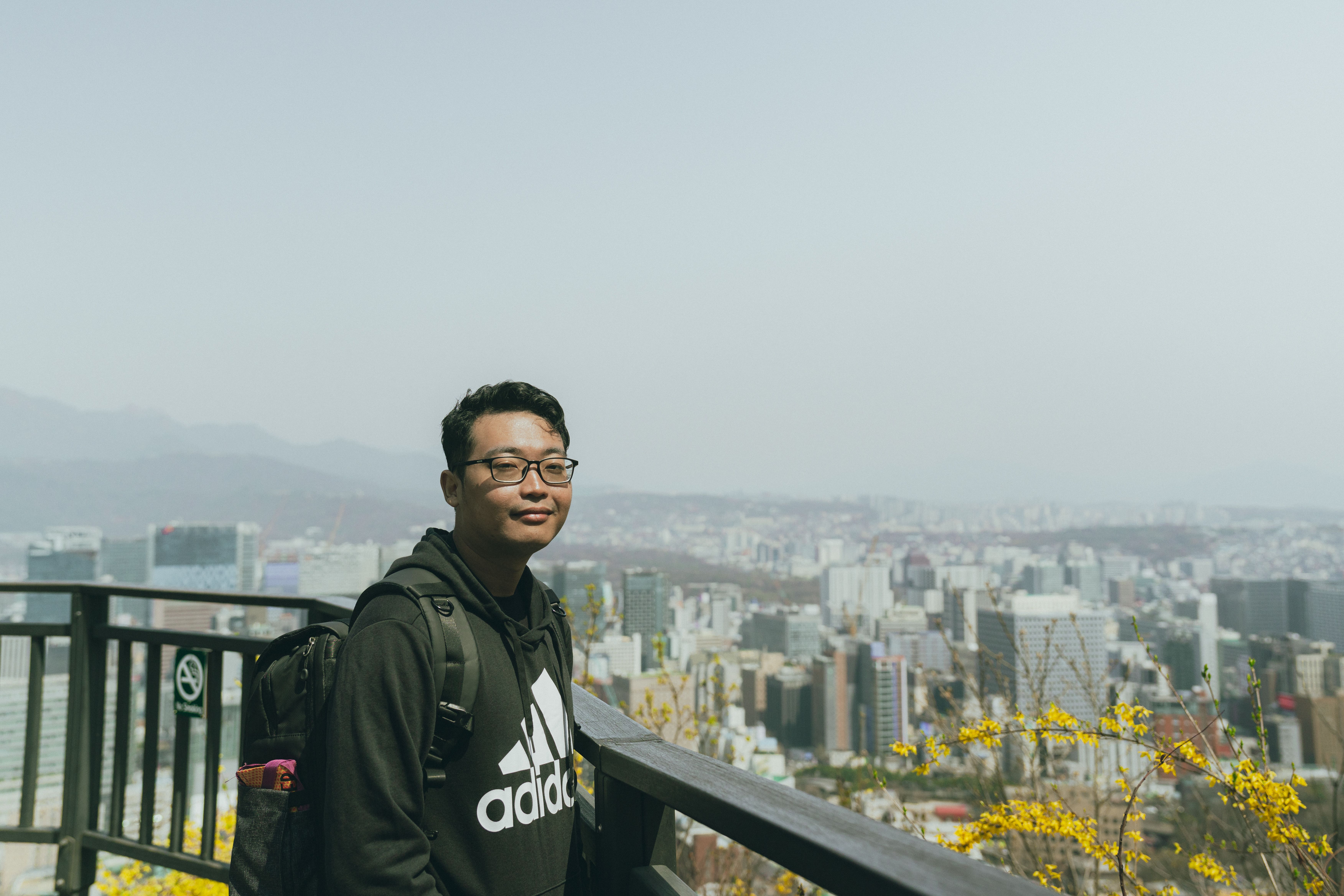 Seoul cosmetic surgery tourism demand — Photo by Theodore Nguyen on Pexels