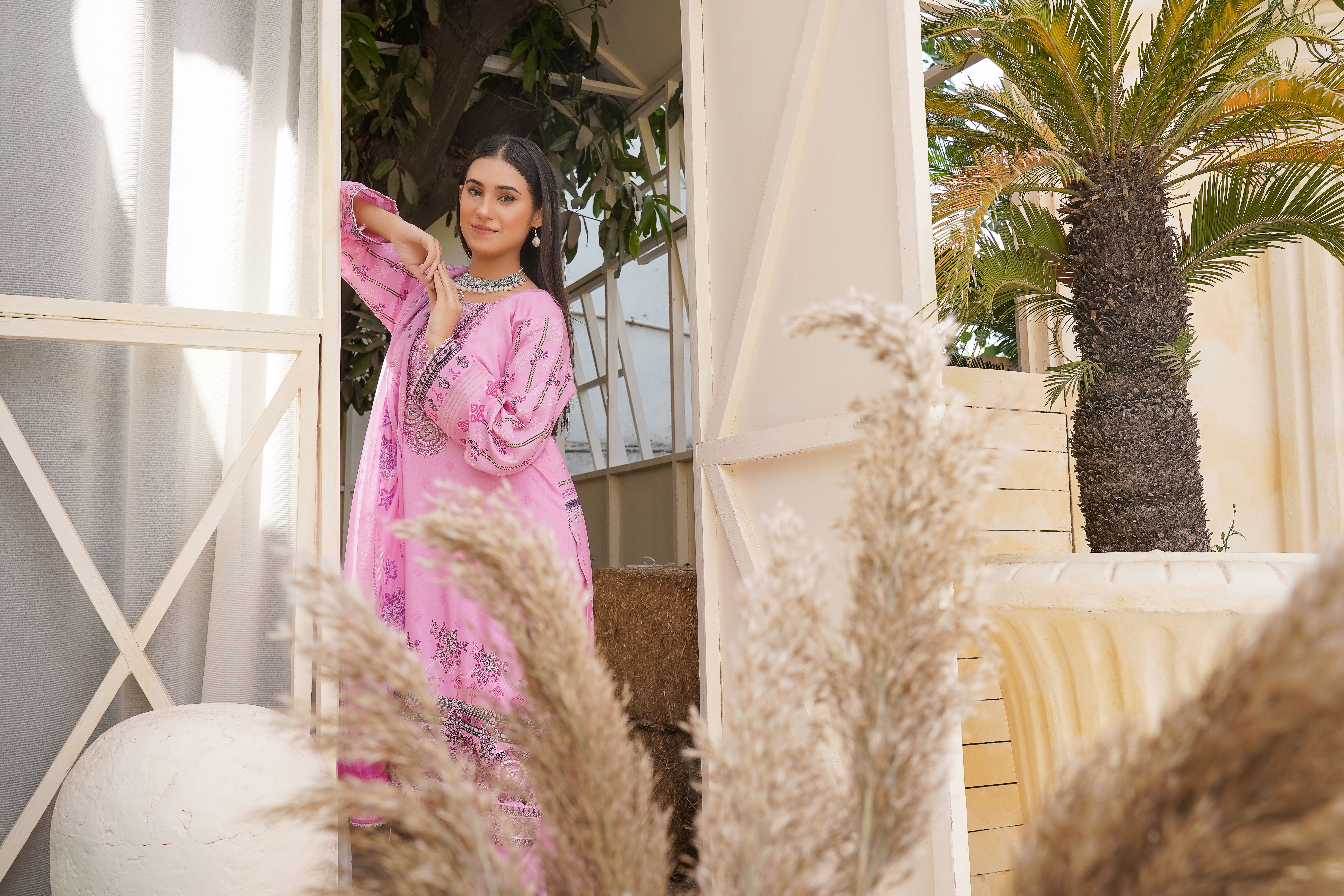 best lawn dresses for summer in Pakistan
