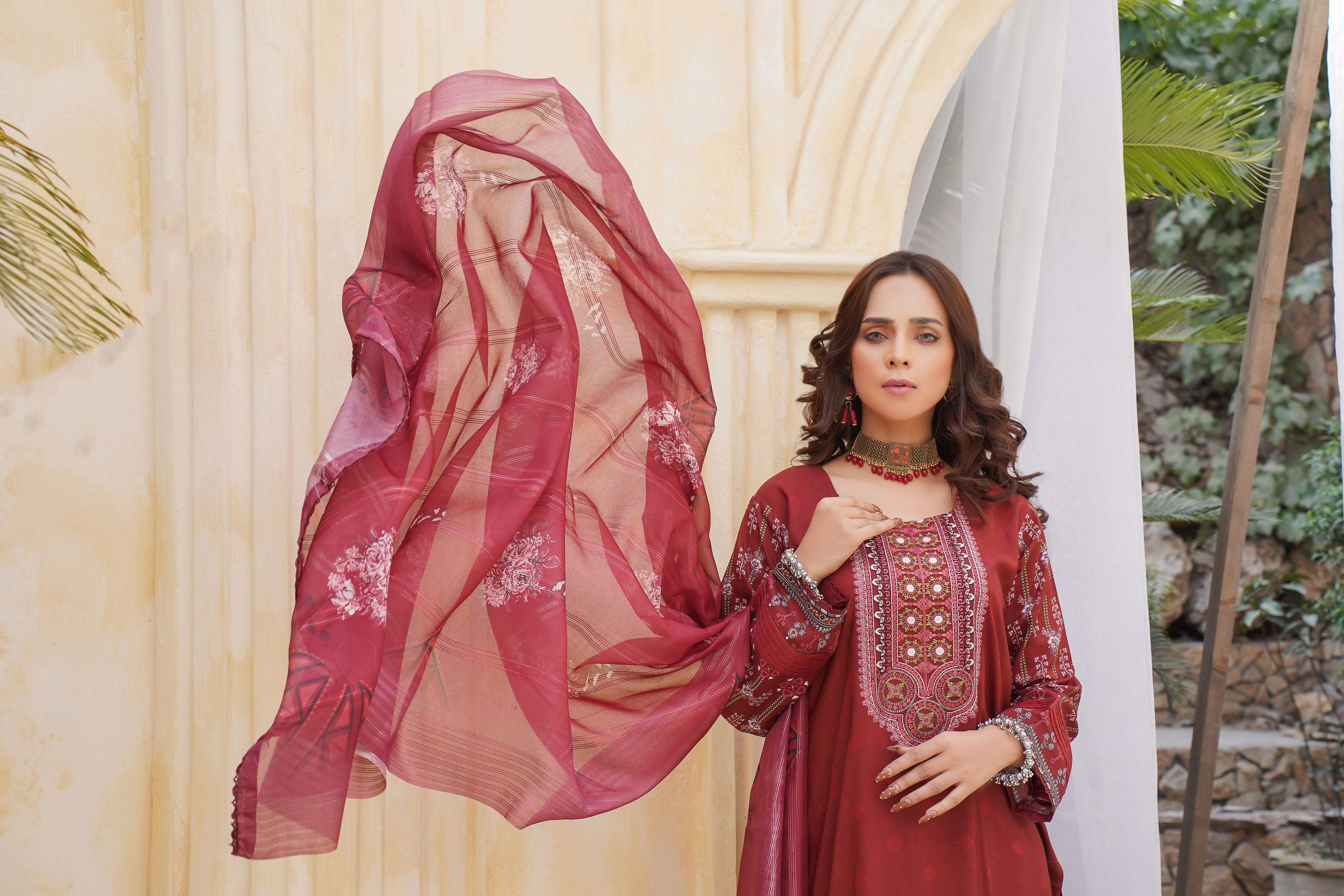 A vibrant collection of Pakistani women’s fashion, showcasing modern shalwar kameez, chic dresses, and trendy accessories for everyday style.