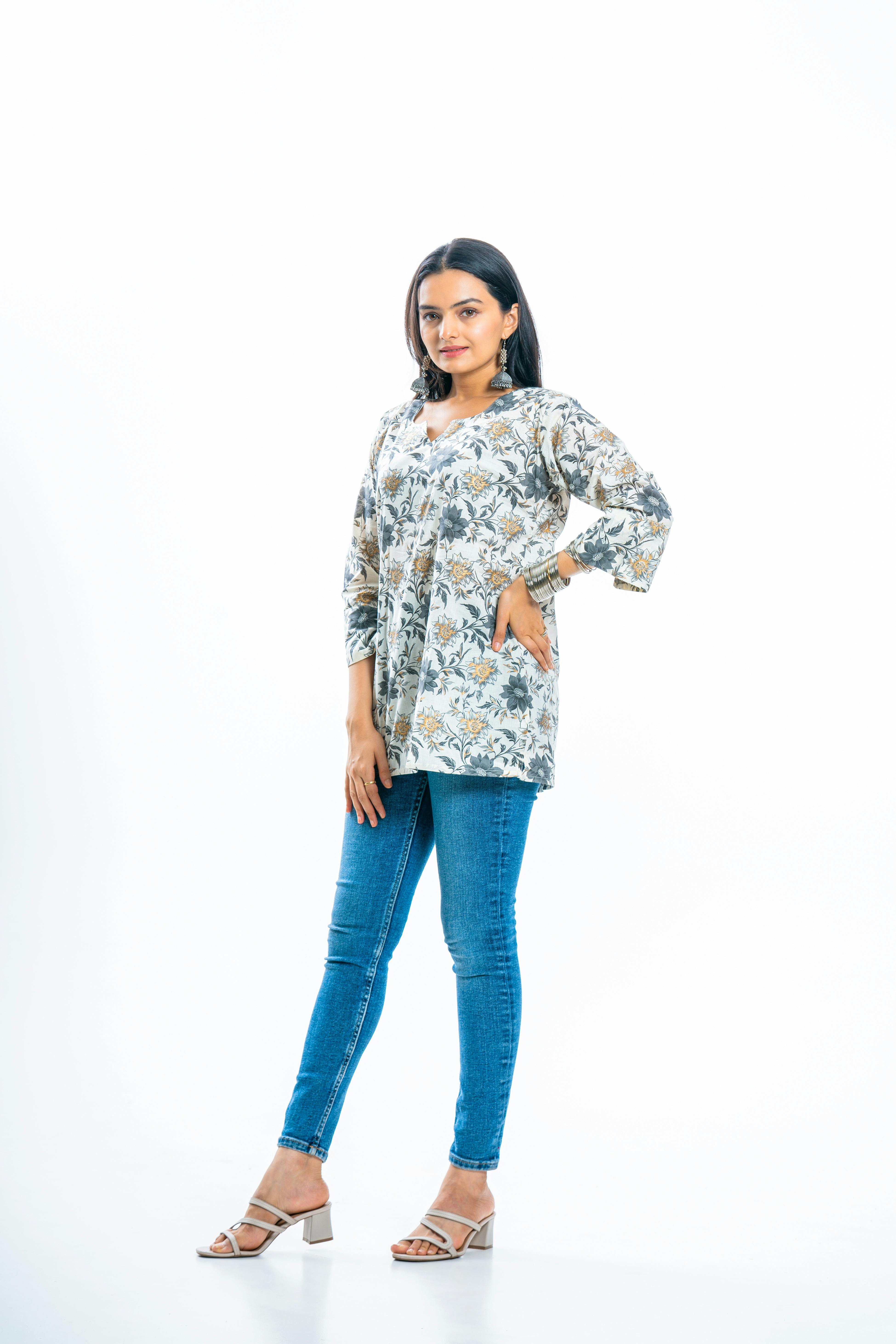 Lady Sonia Photos, Download The BEST Free Lady Sonia Stock Photos & HD