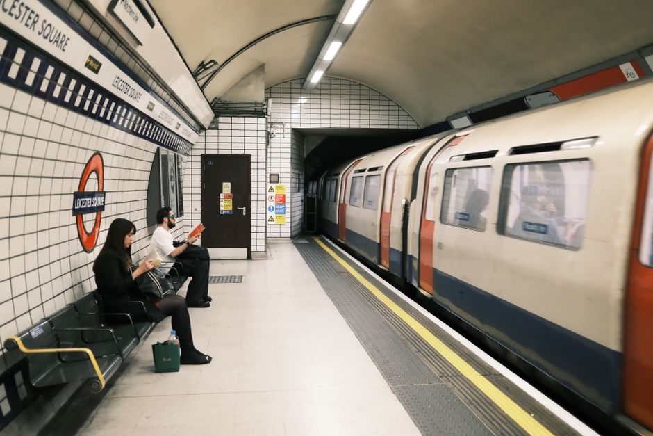 Best Portable Mini Fan for London Commuters? My Review After 4 Weeks on the Central Line